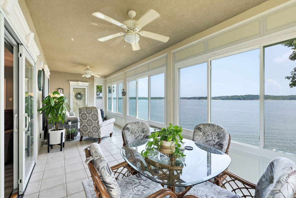 684 Moon Bay Drive Unit 2 Property Photo 2