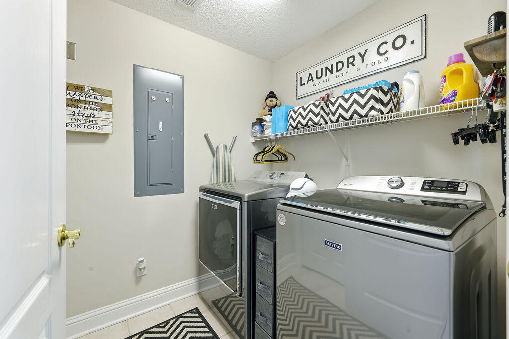 684 Moon Bay Drive Unit 2 Property Photo 25