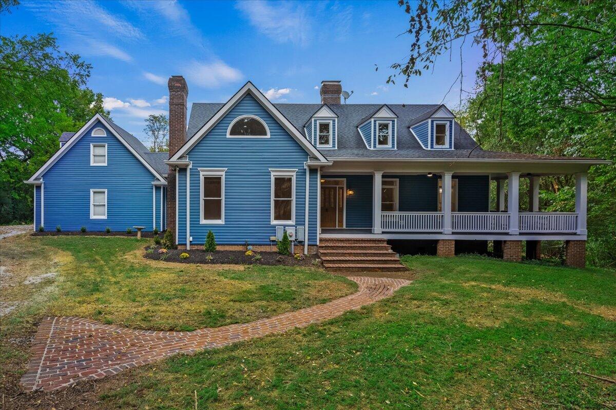 7933 Old Richmond Road Property Photo 2