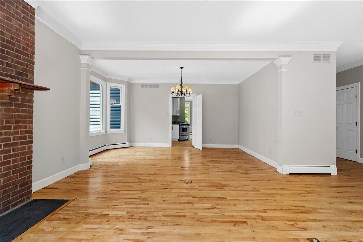 7933 Old Richmond Road Property Photo 10