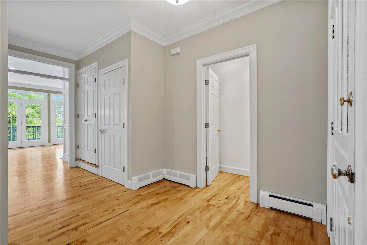 7933 Old Richmond Road Property Photo 14