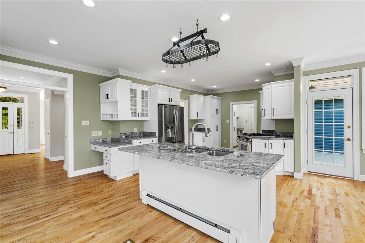 7933 Old Richmond Road Property Photo 19