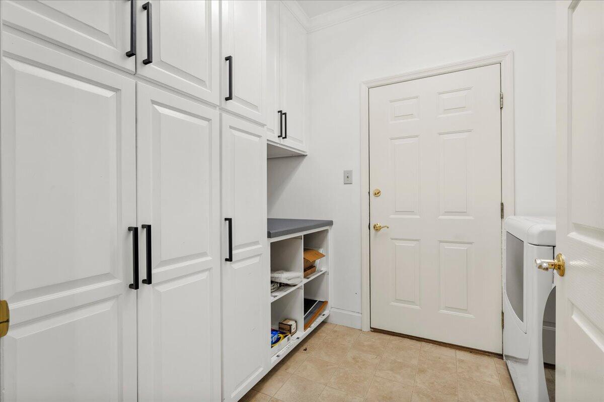 7933 Old Richmond Road Property Photo 24