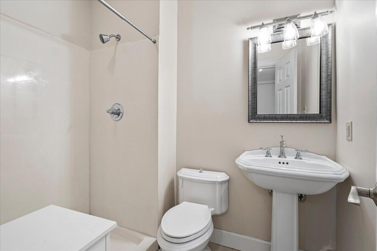7933 Old Richmond Road Property Photo 61
