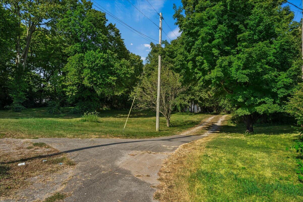 7933 Old Richmond Road Property Photo 96