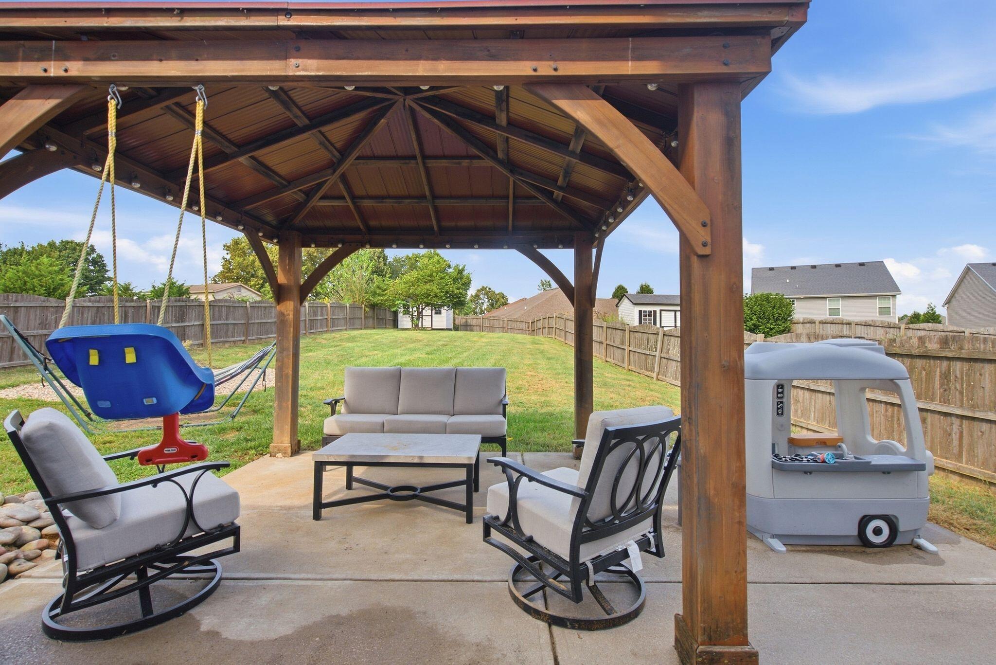 105 Bueno Crossing Property Photo 33
