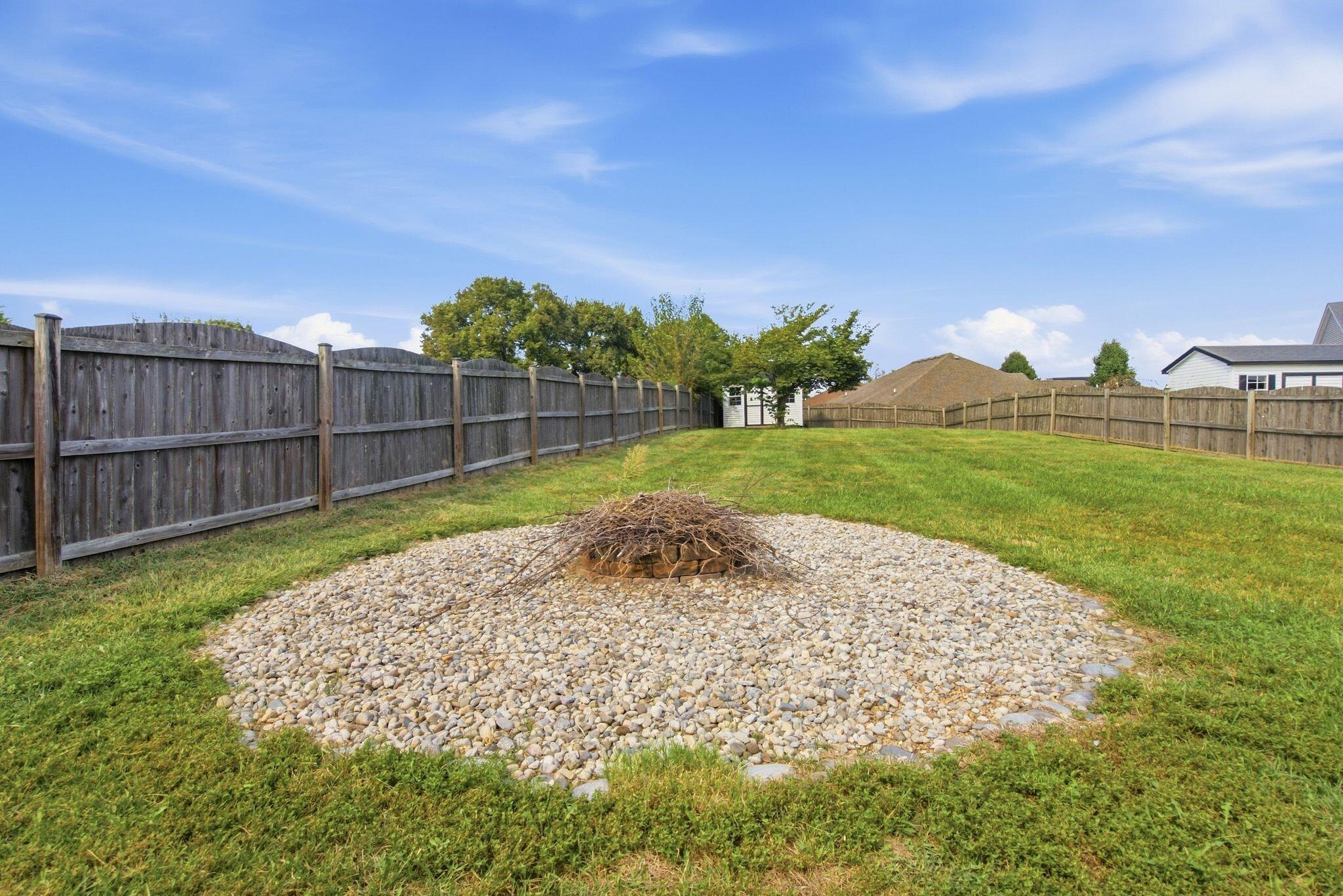 105 Bueno Crossing Property Photo 36