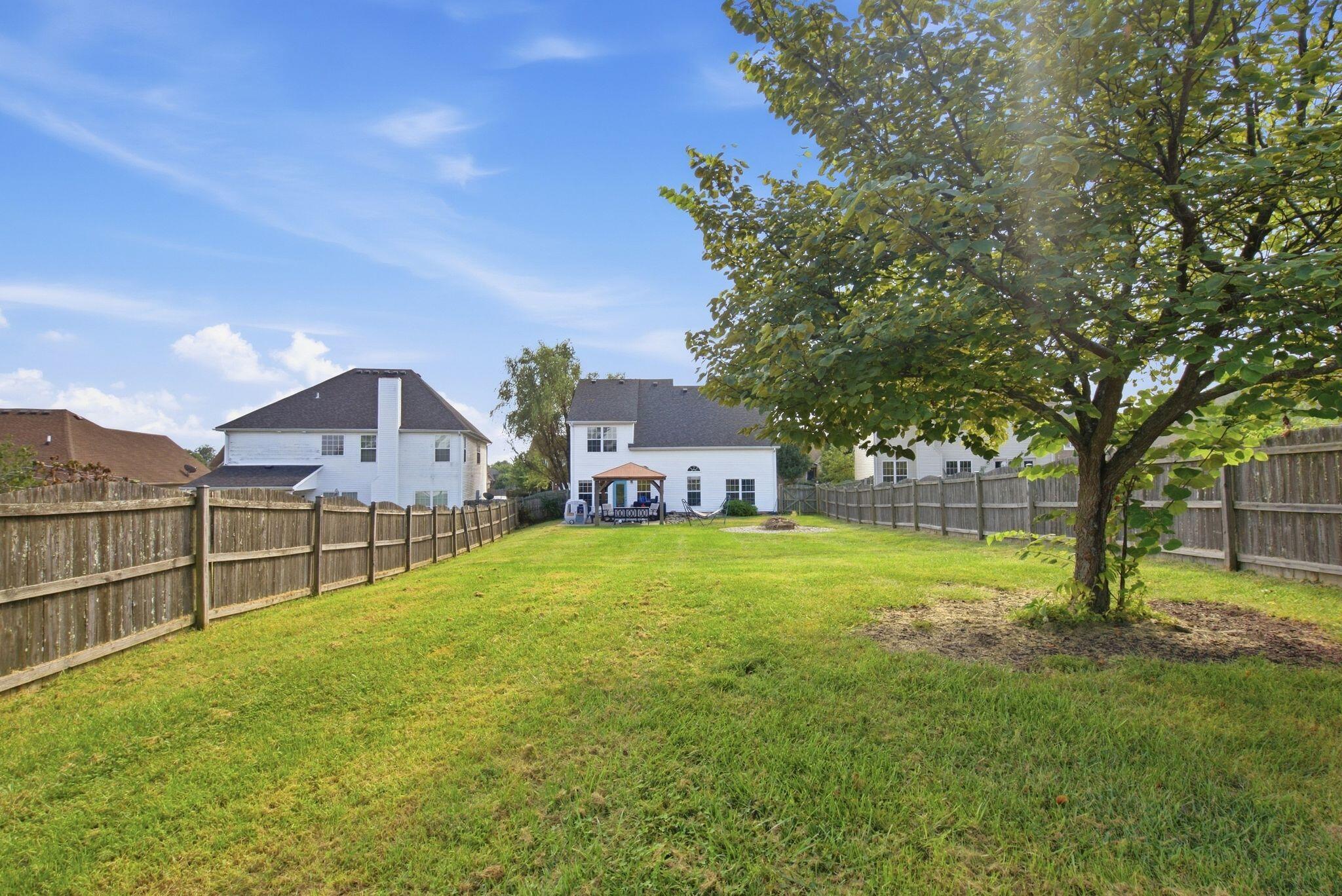 105 Bueno Crossing Property Photo 38