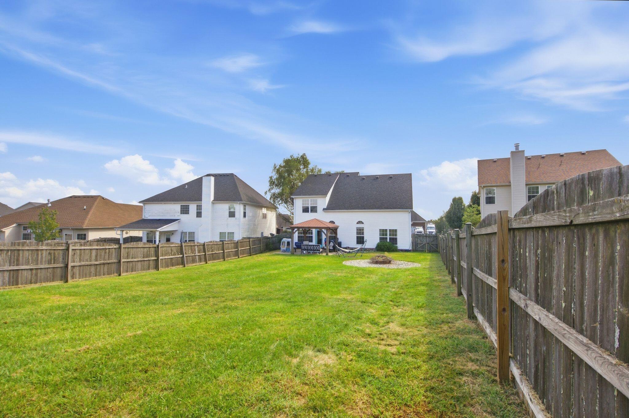 105 Bueno Crossing Property Photo 40