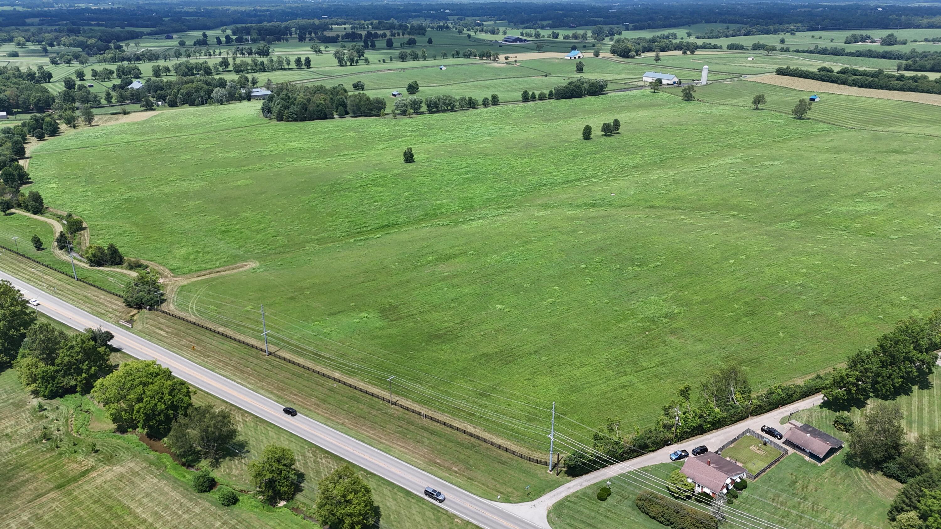 3469 Winchester Road Property Photo 2