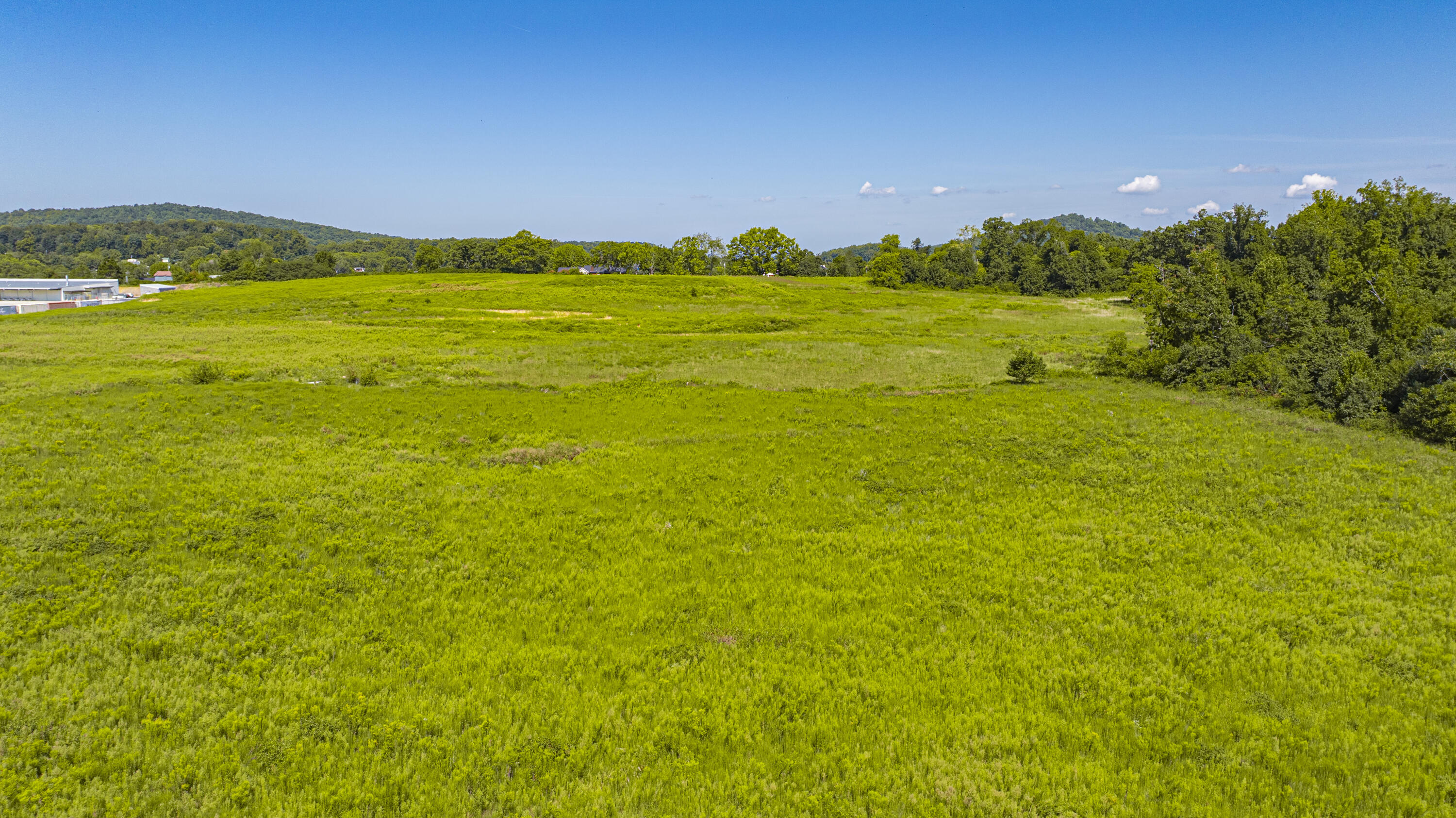274 N Highway 1275 Property Photo 19