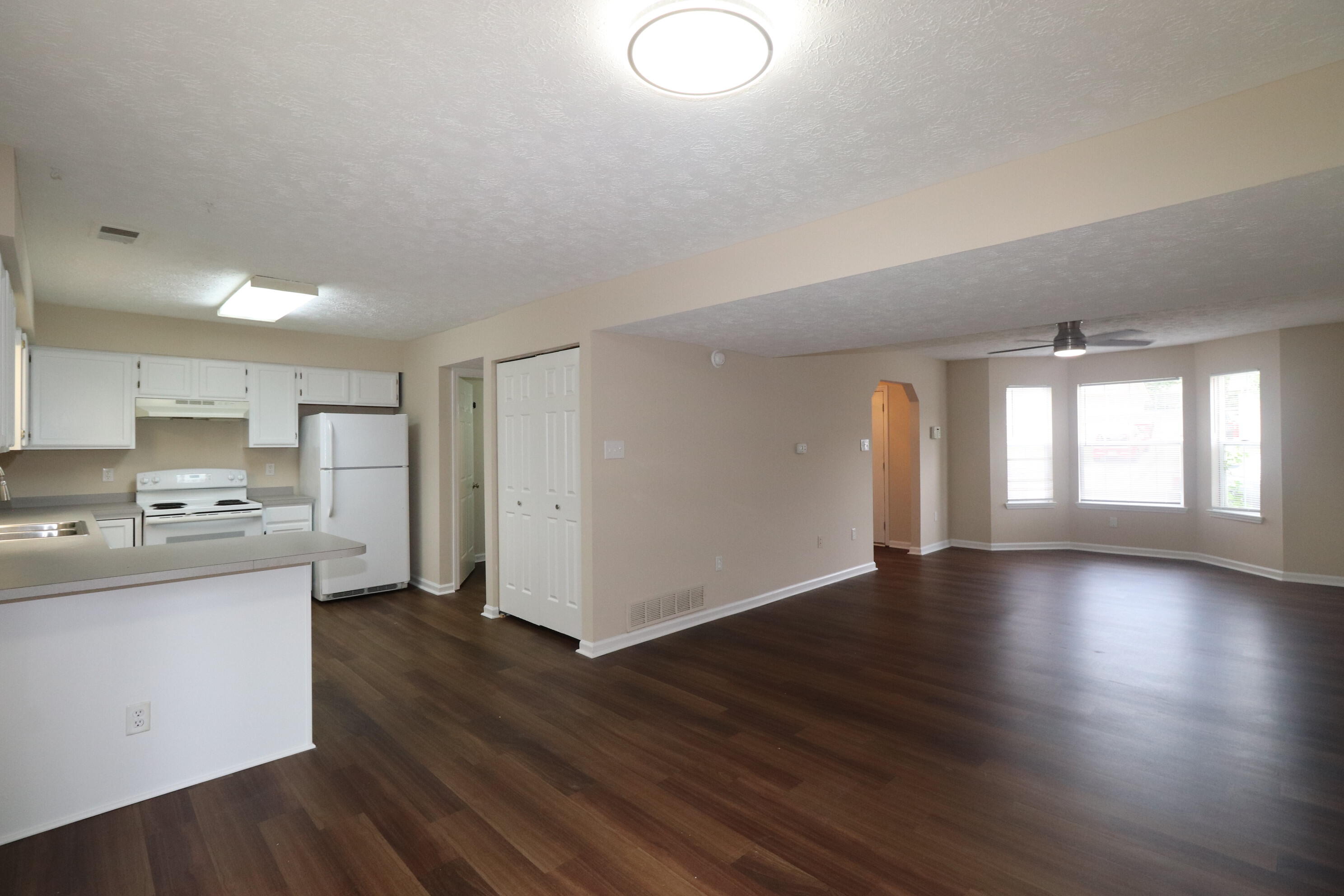 303 Anthony Drive Property Photo 6