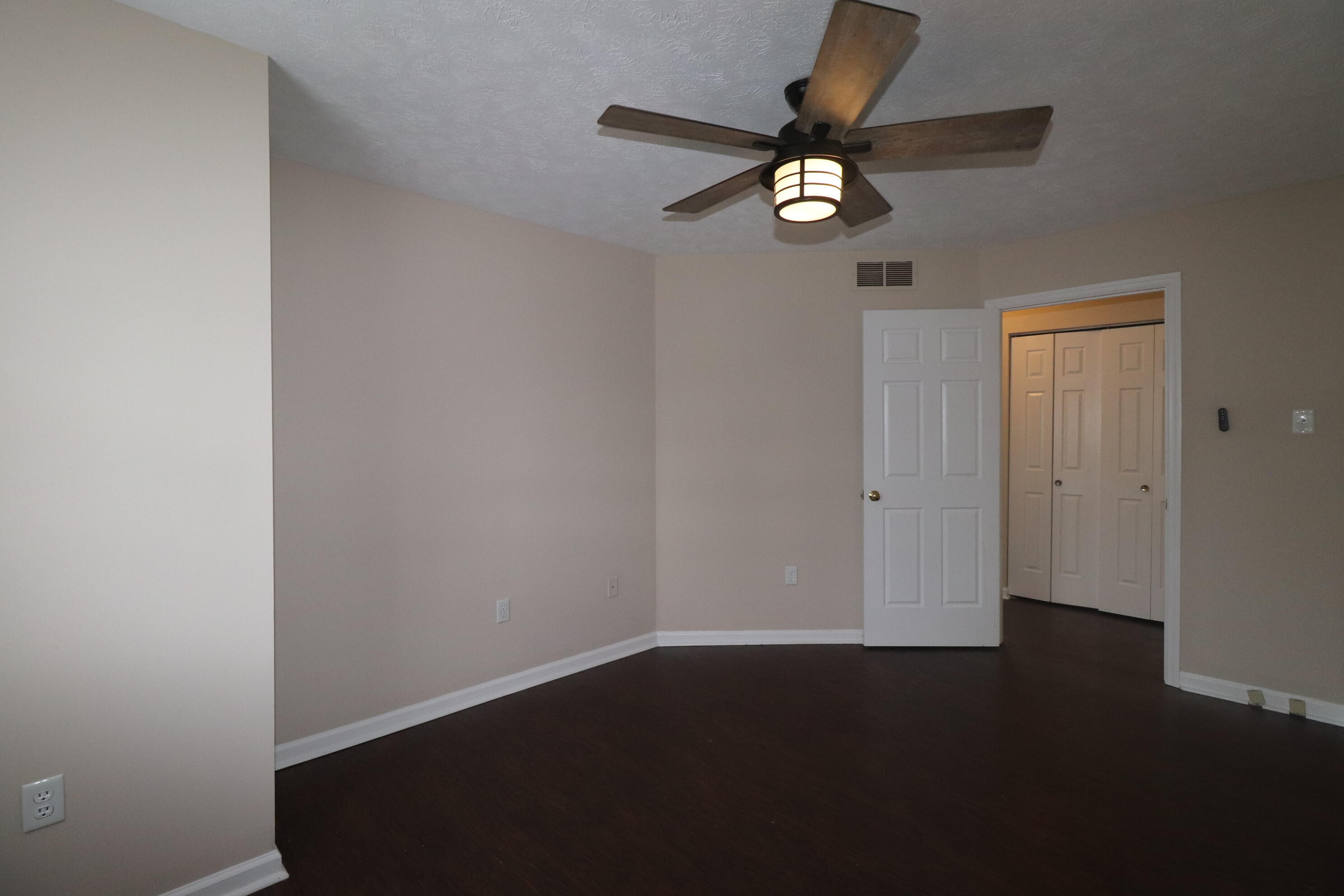 303 Anthony Drive Property Photo 12
