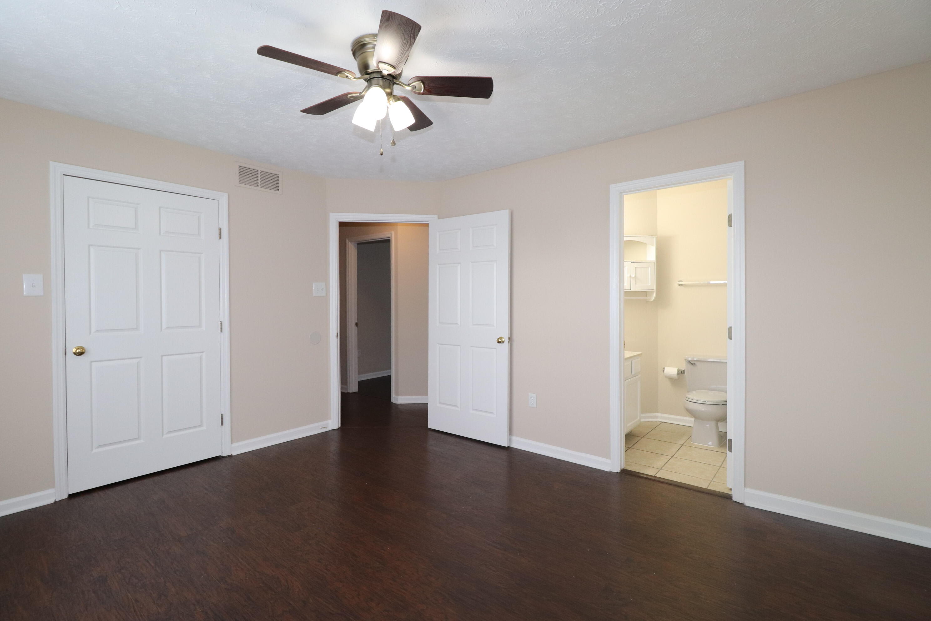 303 Anthony Drive Property Photo 15