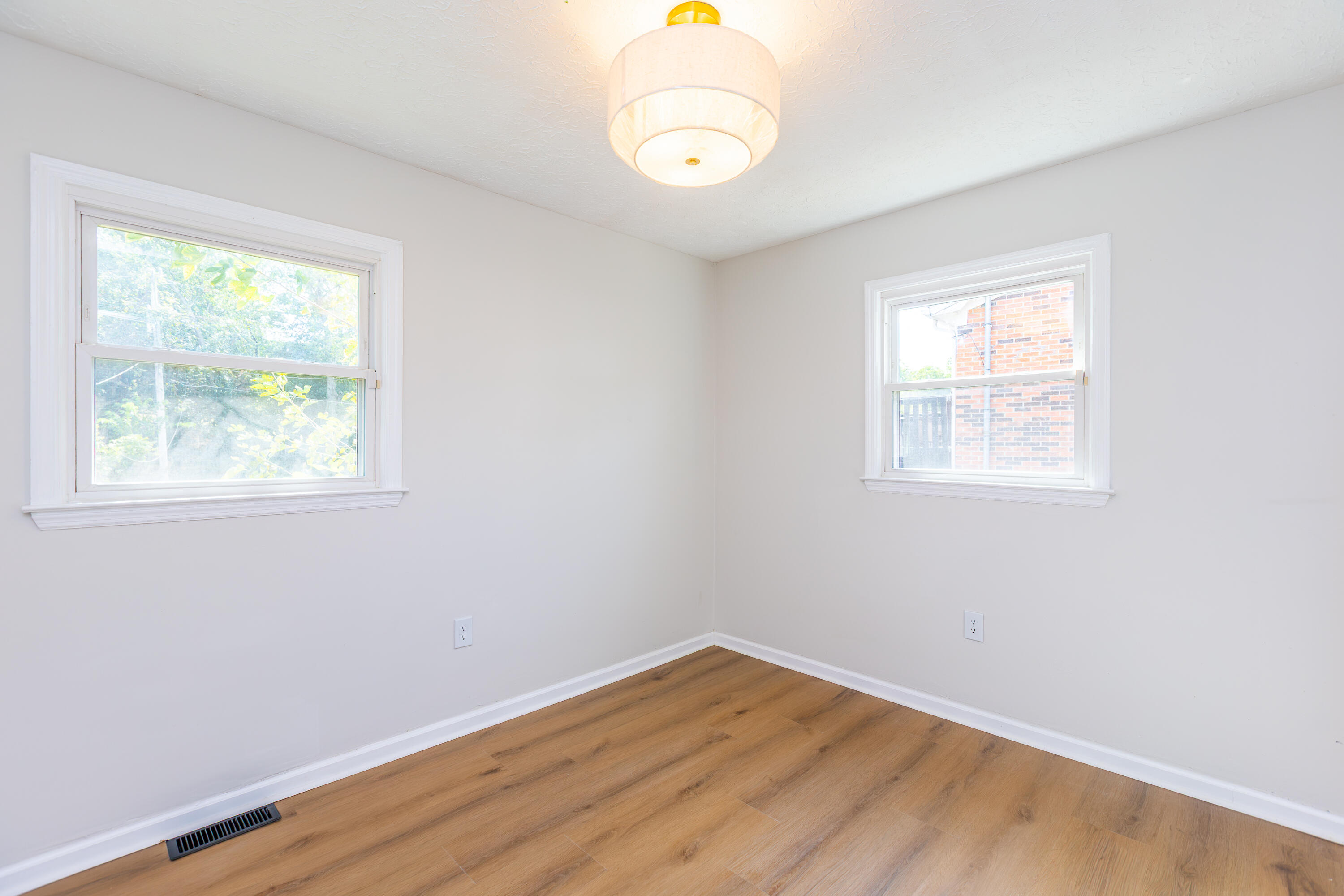 200 Brooks Road Property Photo 18