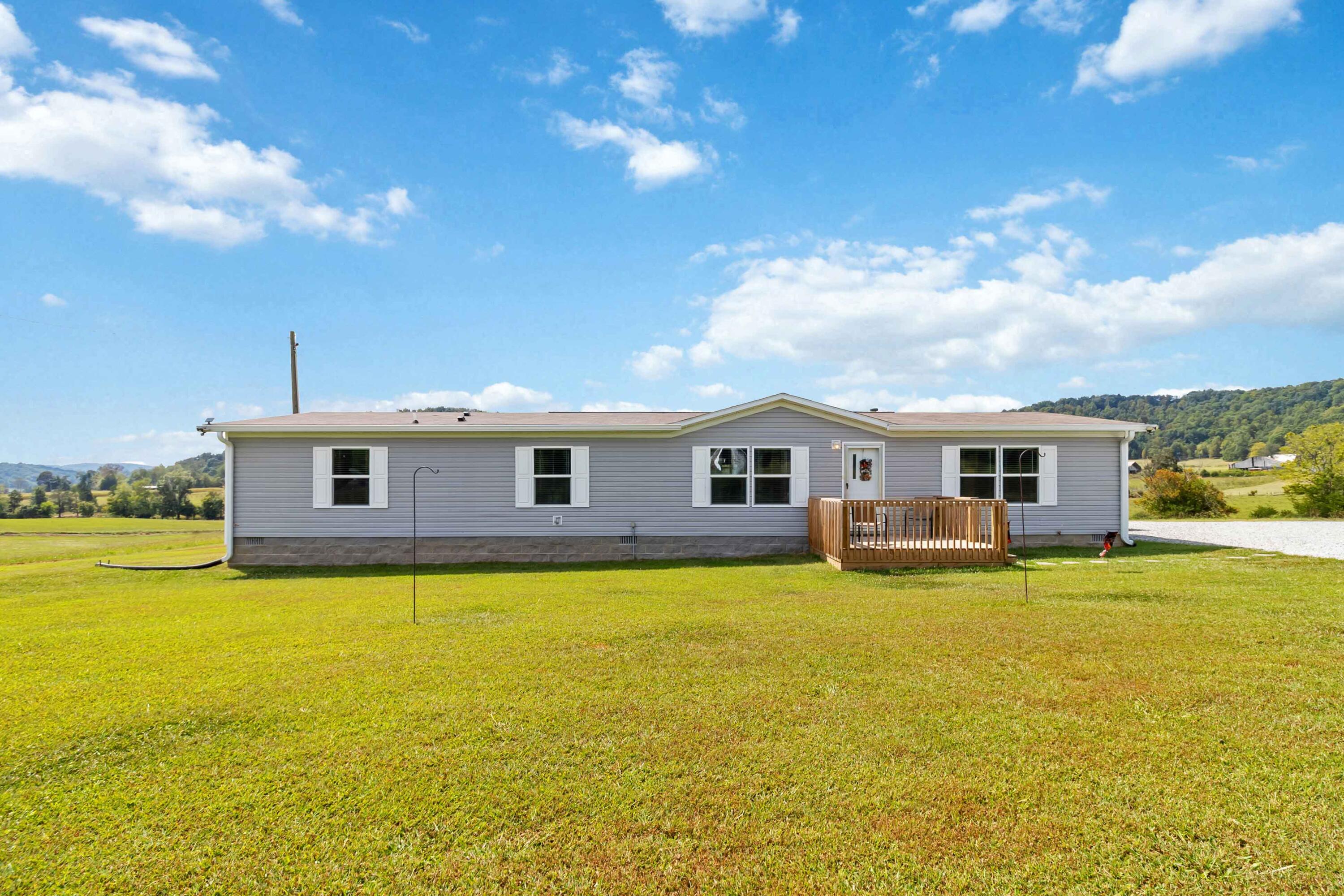 1649 James Road Property Photo 3
