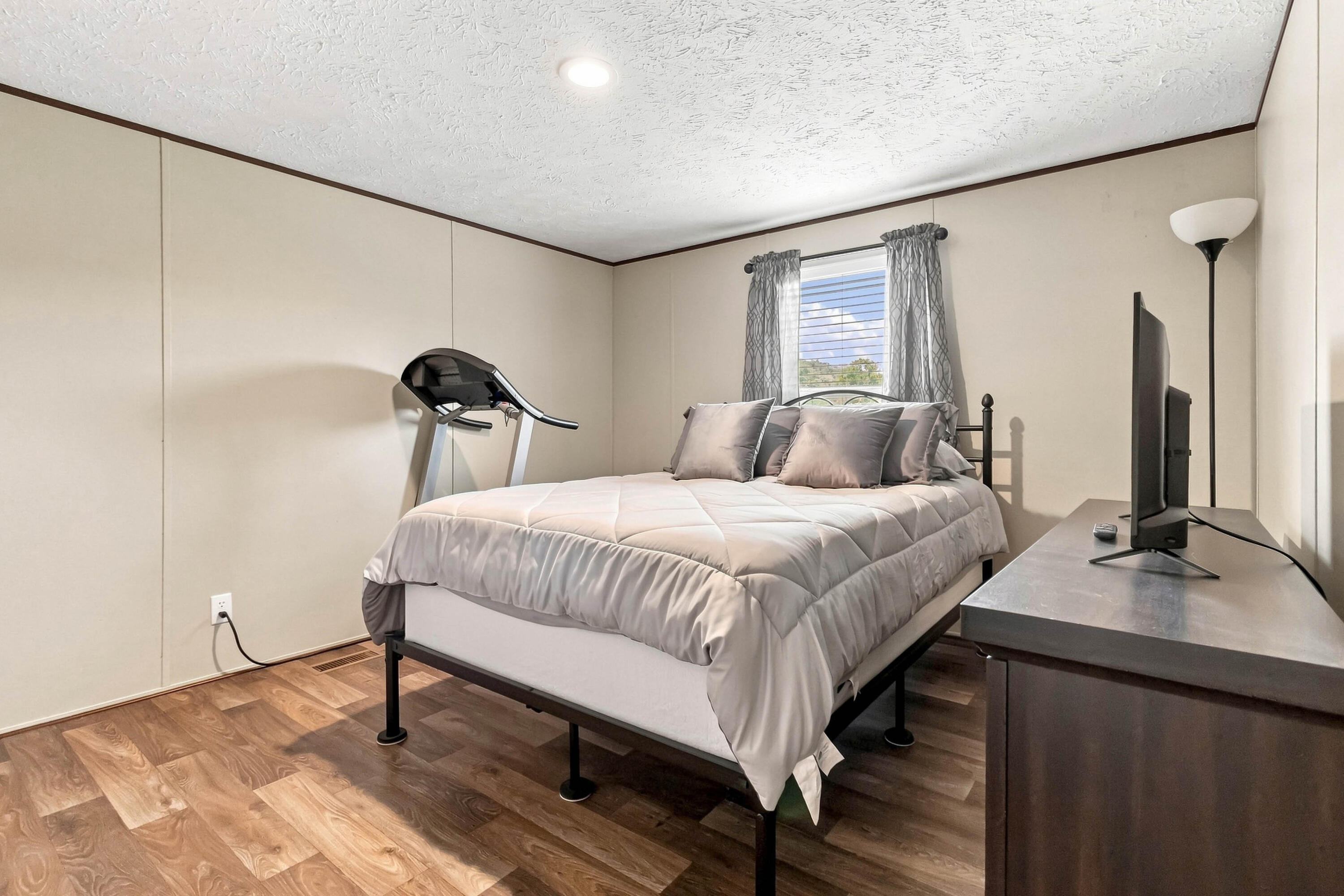 1649 James Road Property Photo 19