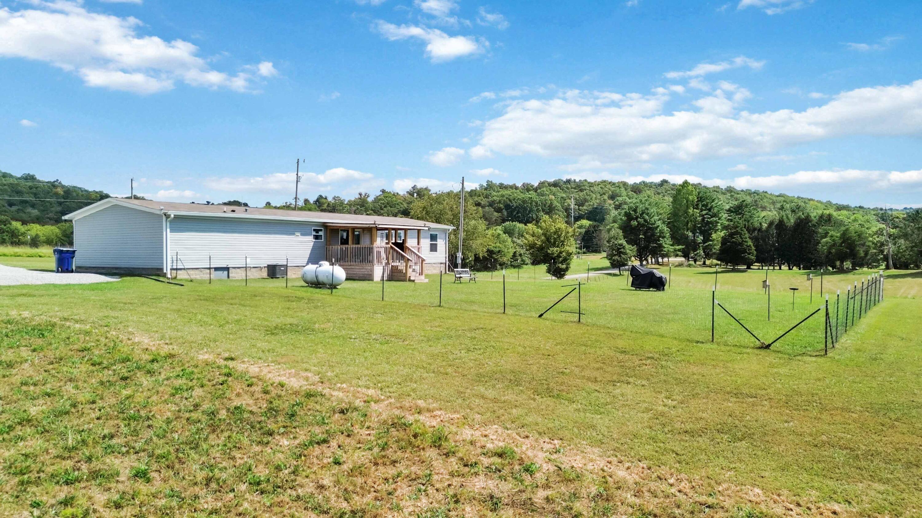 1649 James Road Property Photo 35