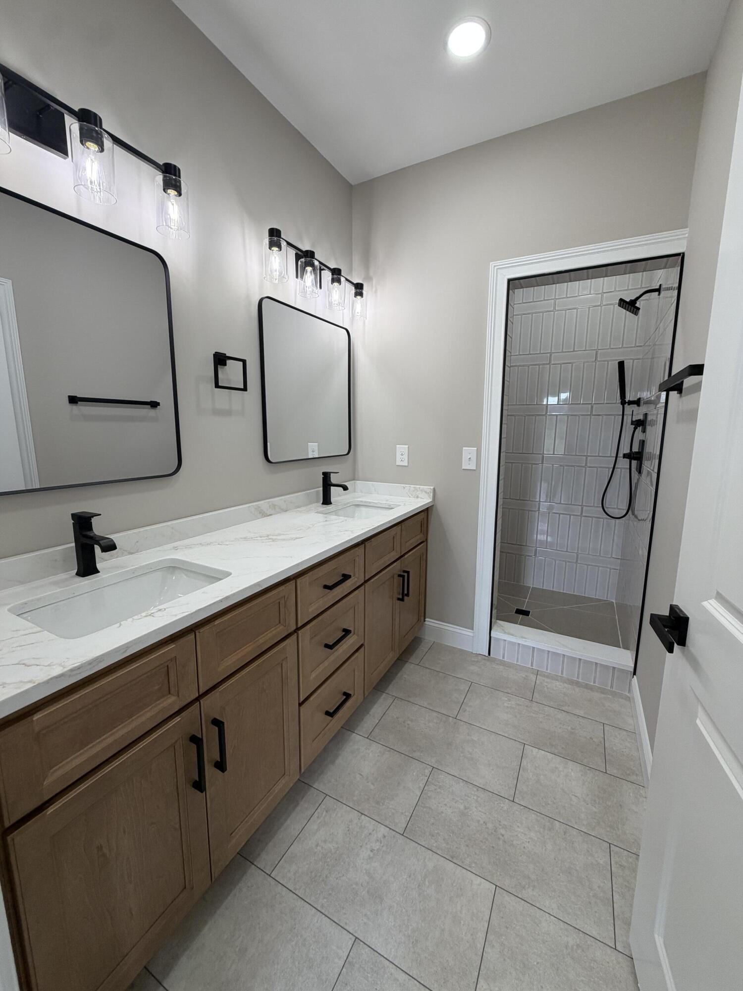 116 Sam Crockett Overlook Drive Property Photo 12