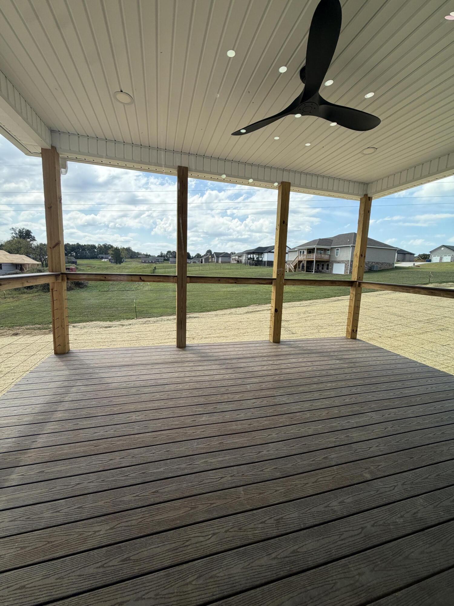 116 Sam Crockett Overlook Drive Property Photo 15