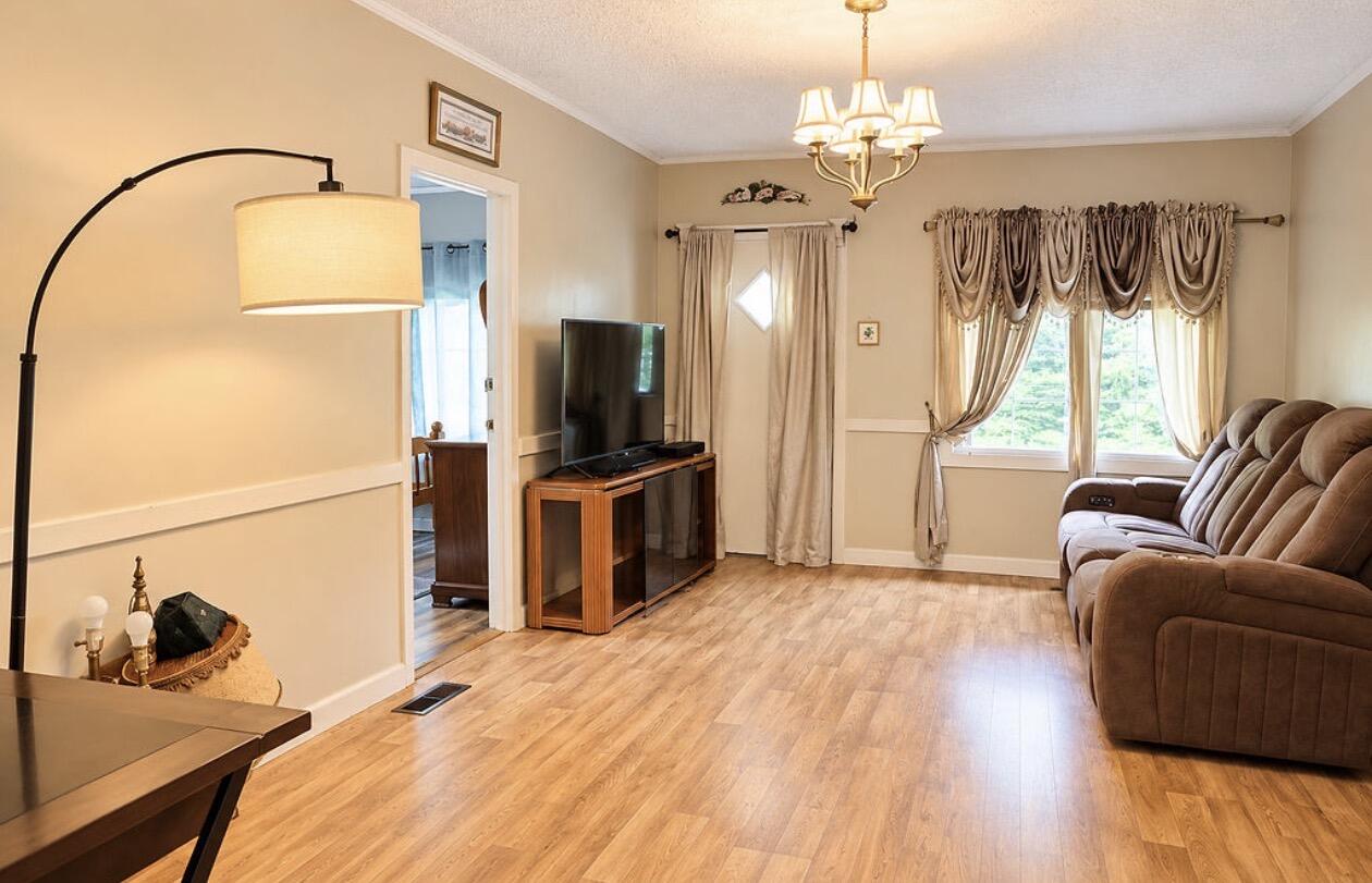 24 Halls Road Property Photo 7