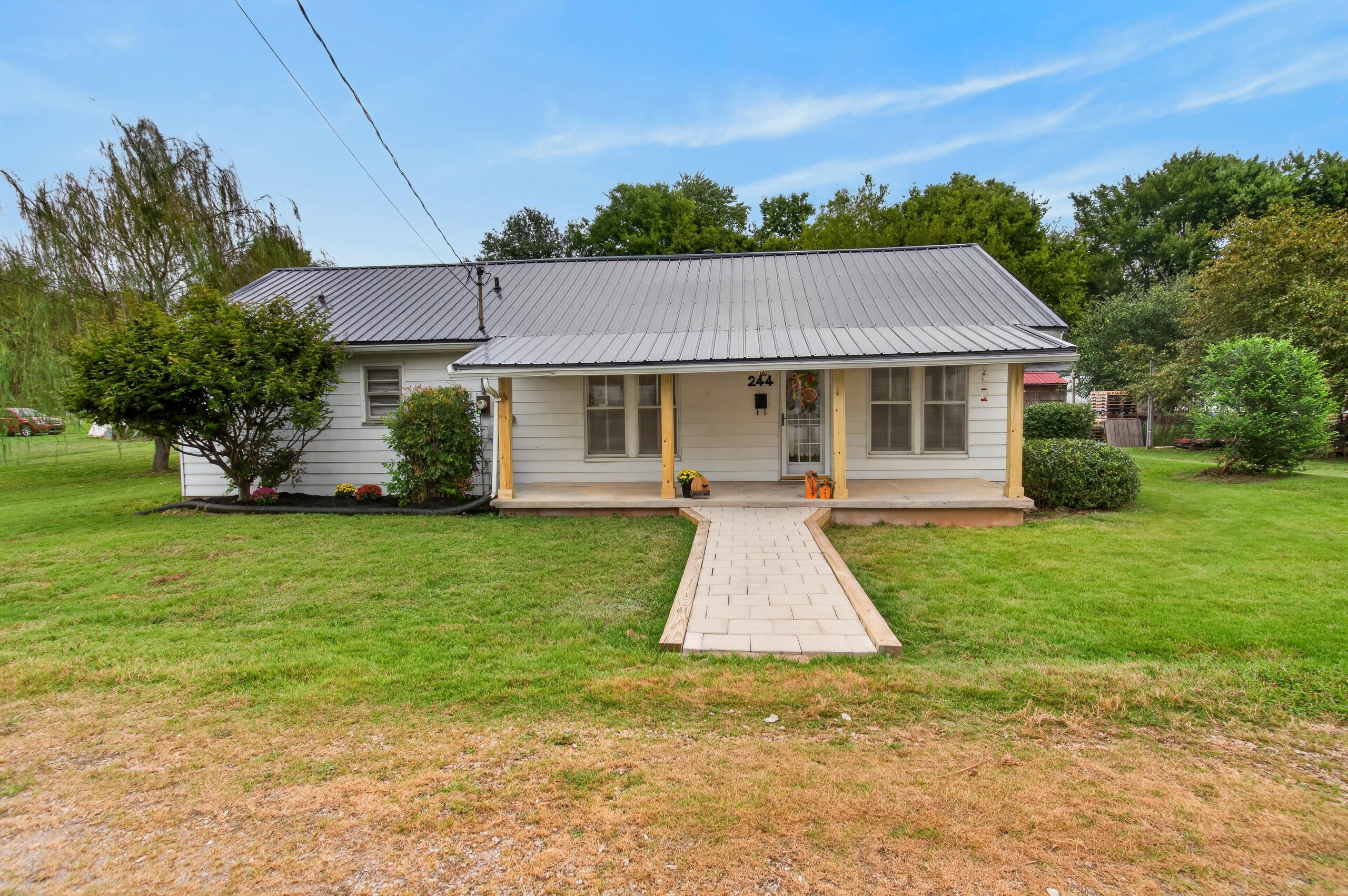244 Walnut Street Property Photo 8