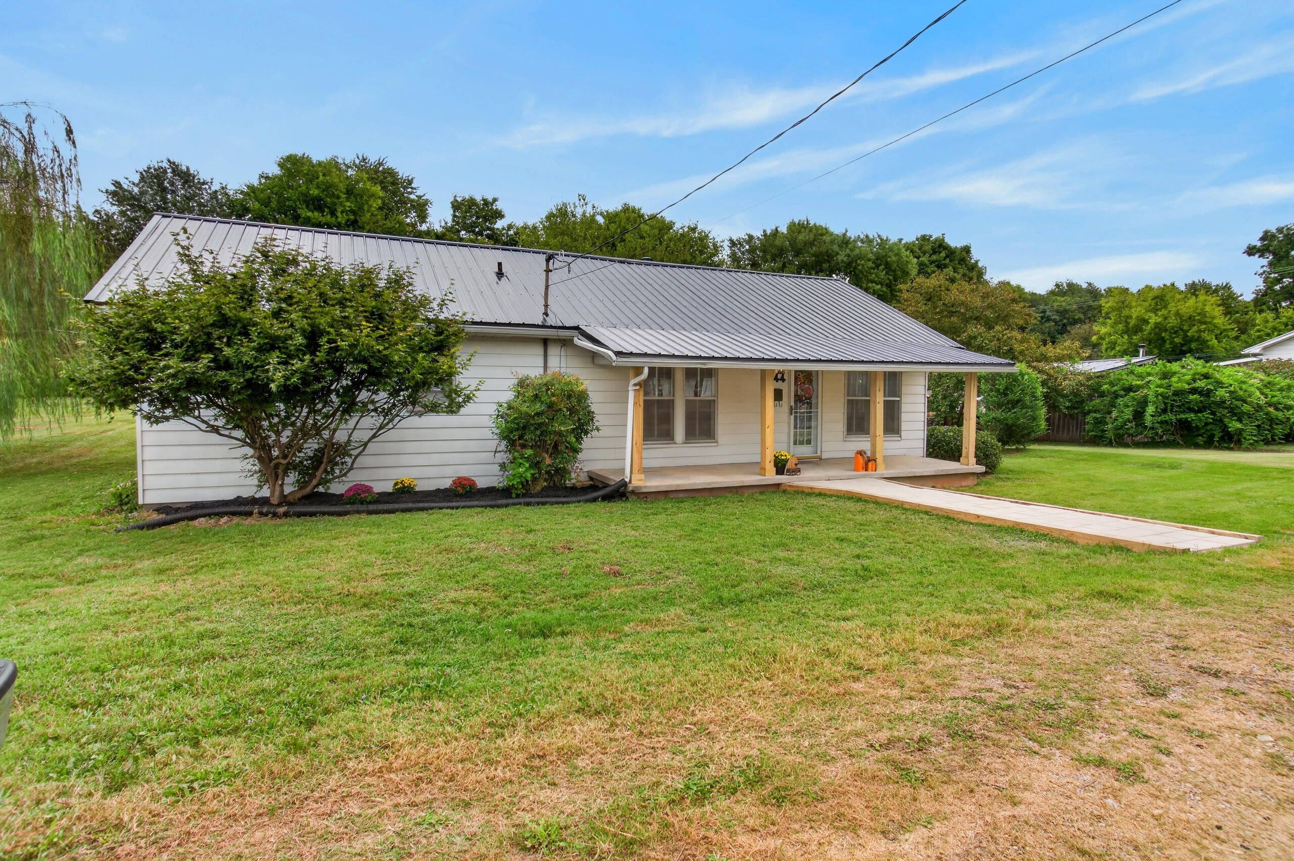 244 Walnut Street Property Photo 10