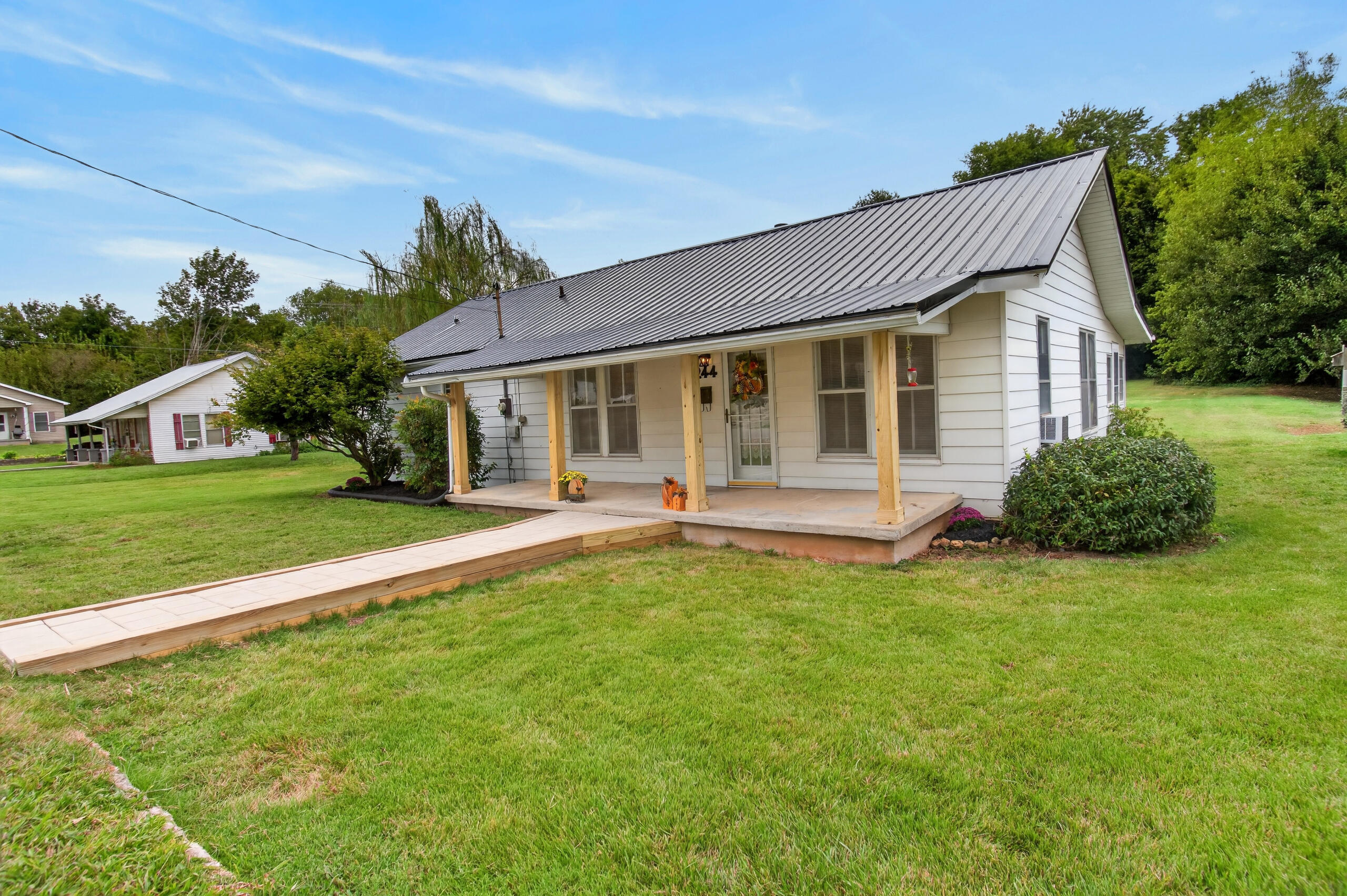 244 Walnut Street Property Photo 14