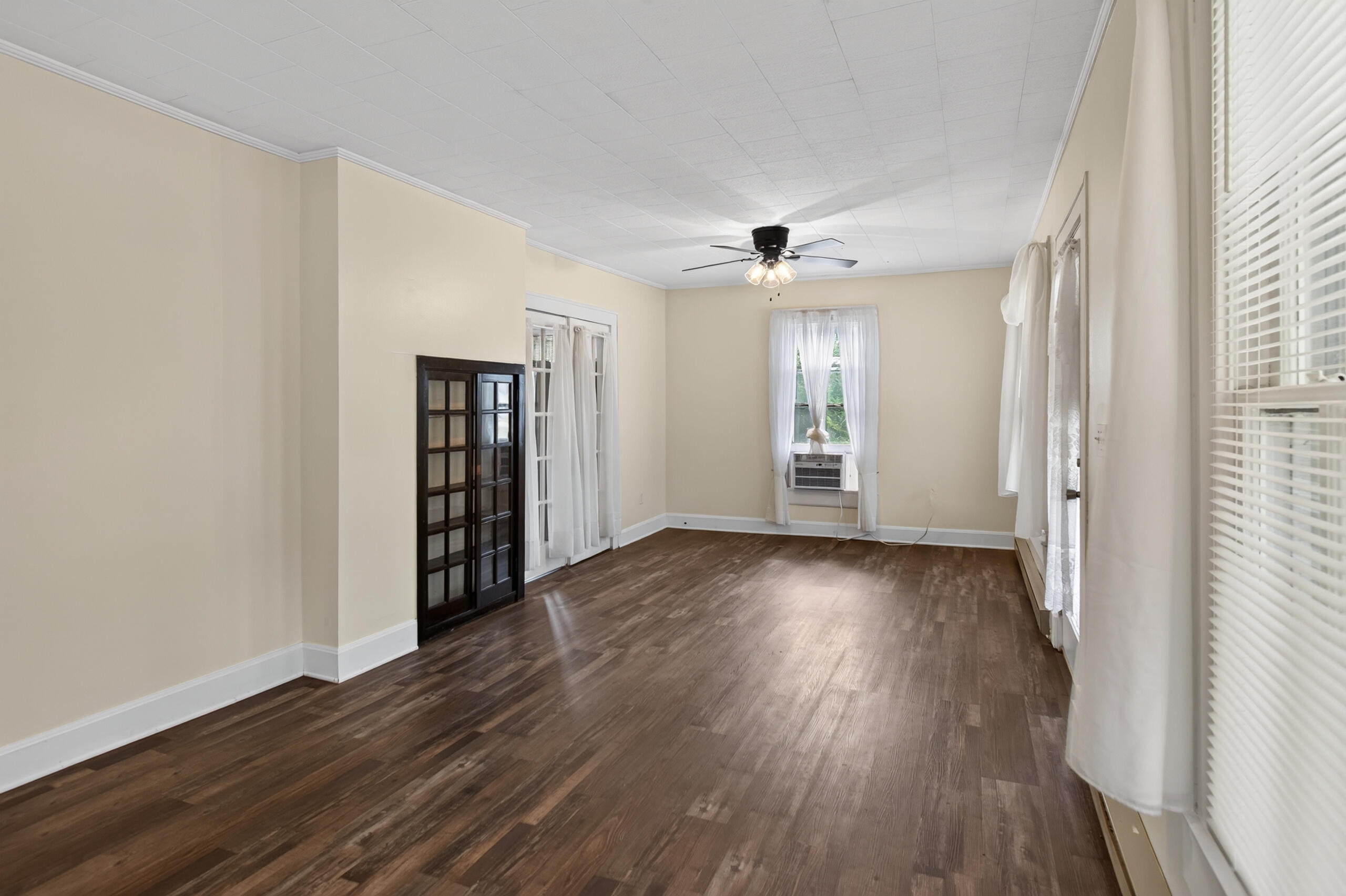 244 Walnut Street Property Photo 20