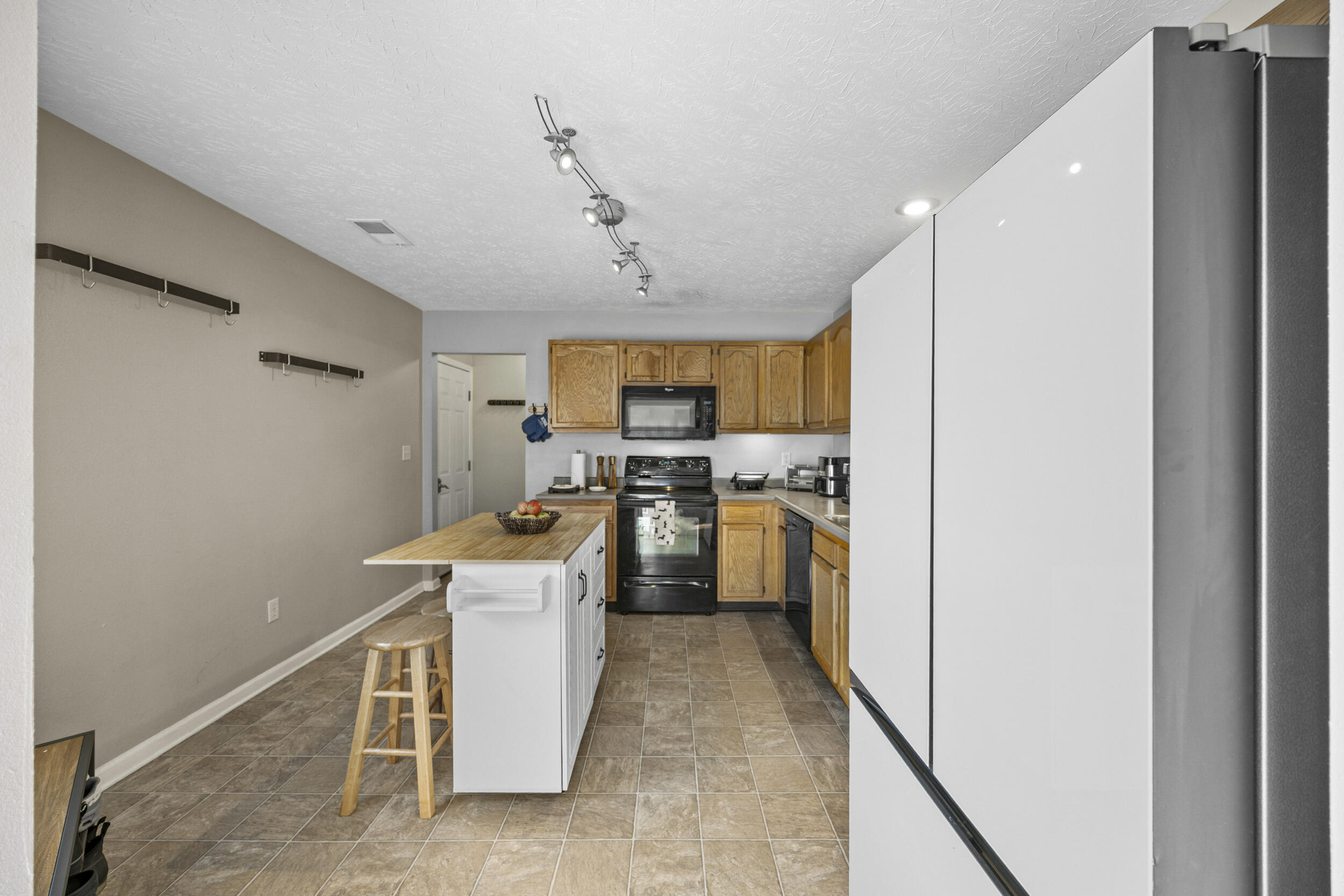 812 Lost Trail Circle Property Photo 6