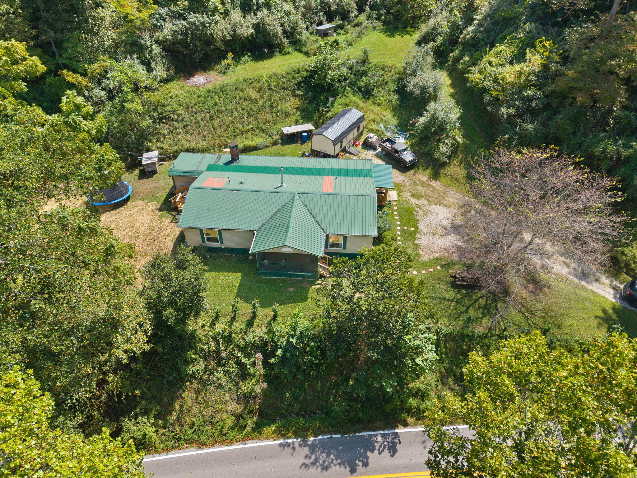 2724 2724 State Route 580 Property Photo 3