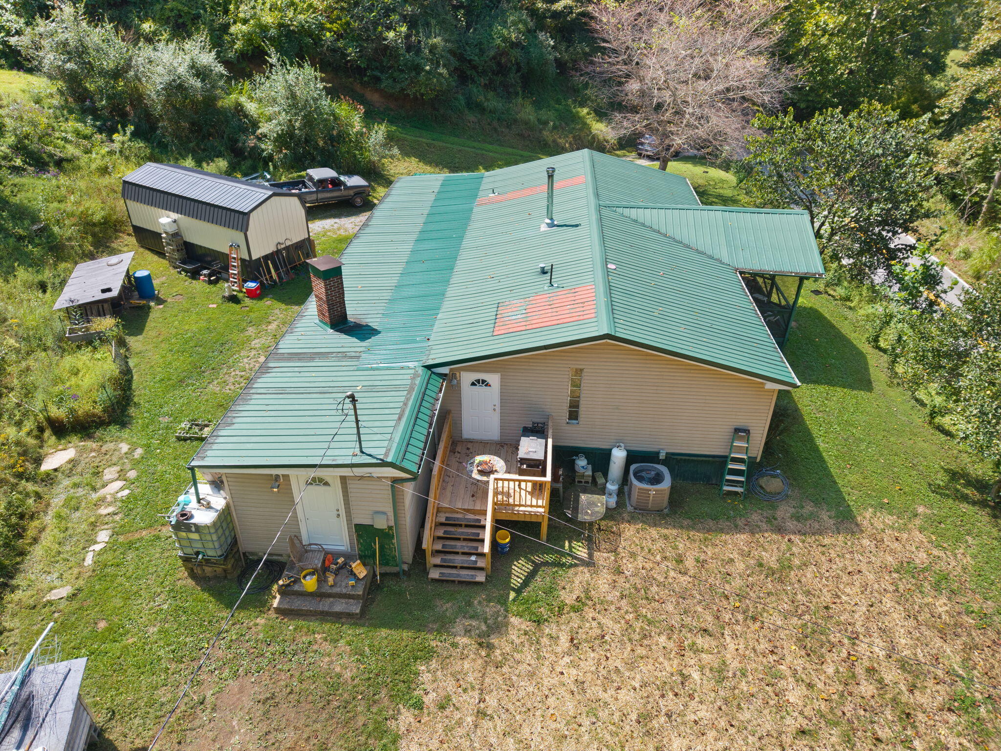2724 2724 State Route 580 Property Photo 11