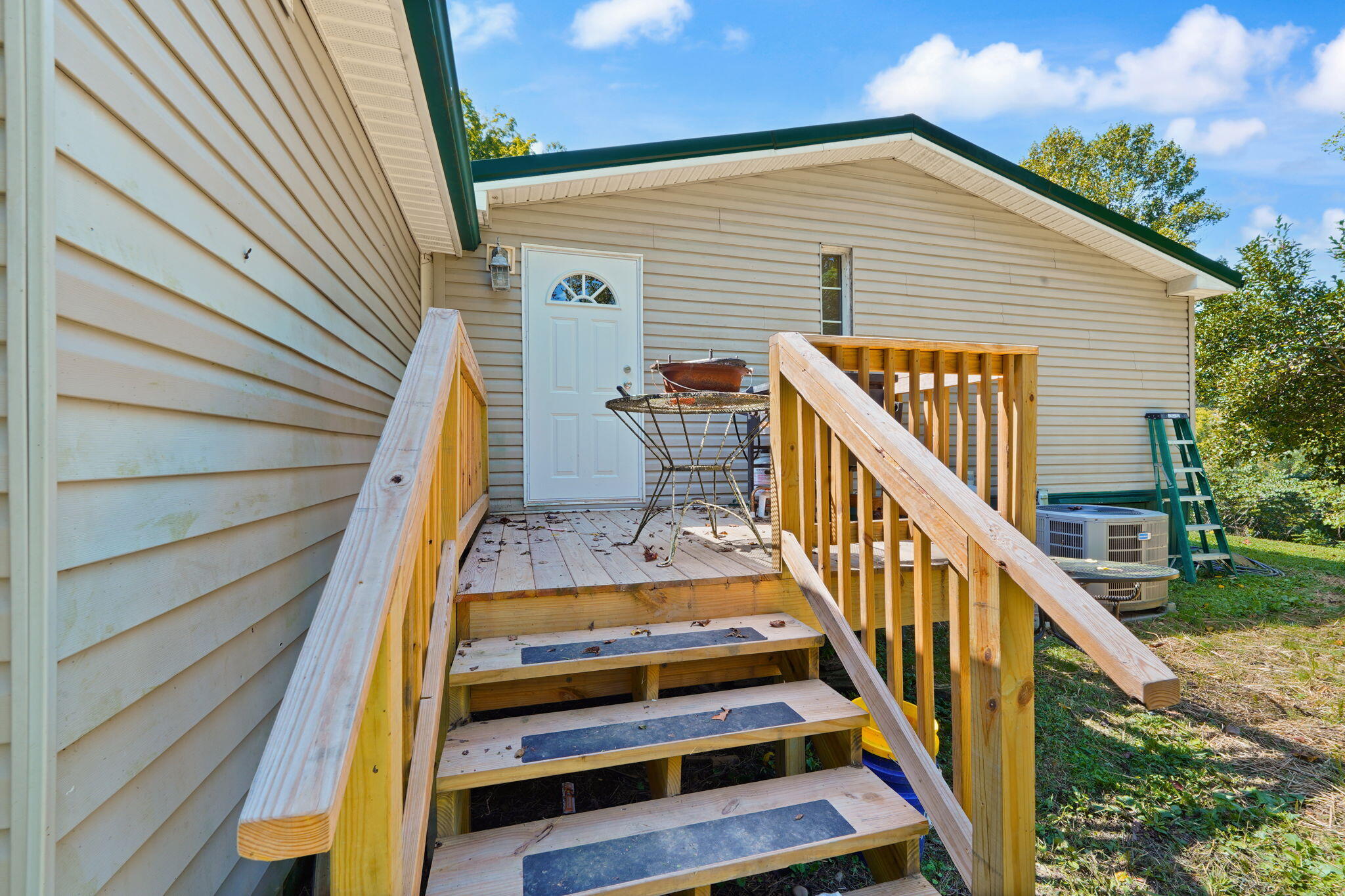 2724 2724 State Route 580 Property Photo 25