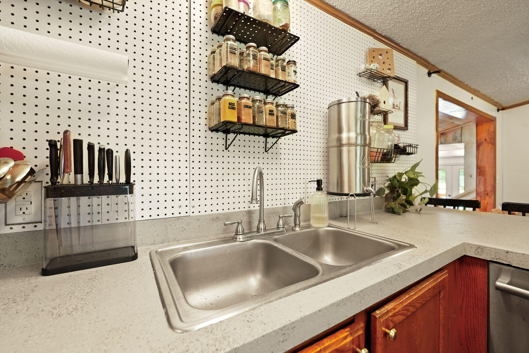 2724 2724 State Route 580 Property Photo 68
