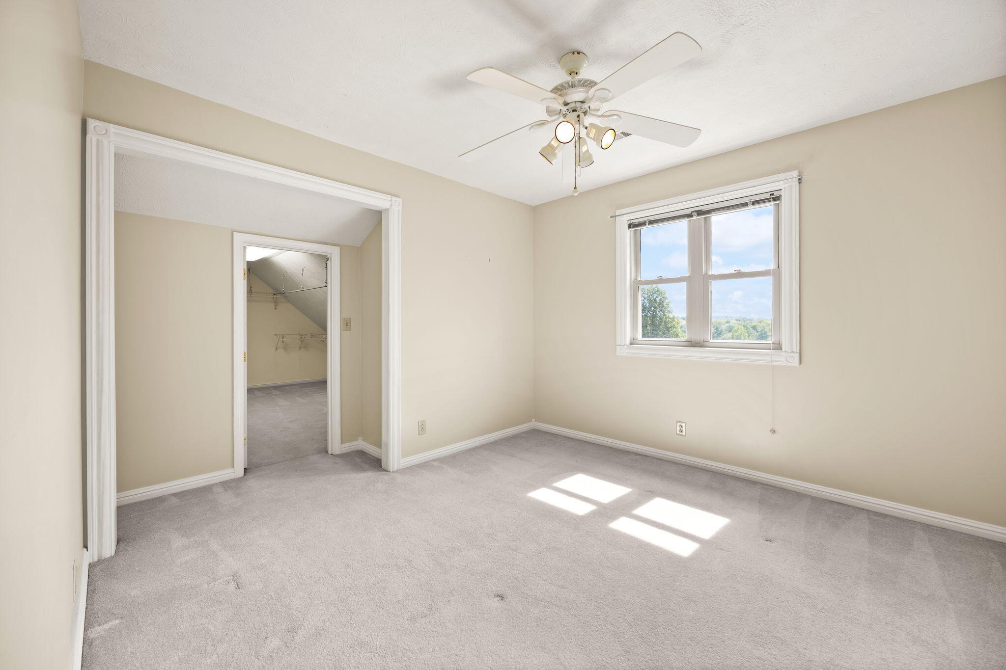 354 Hidden Meadows Drive Property Photo 36