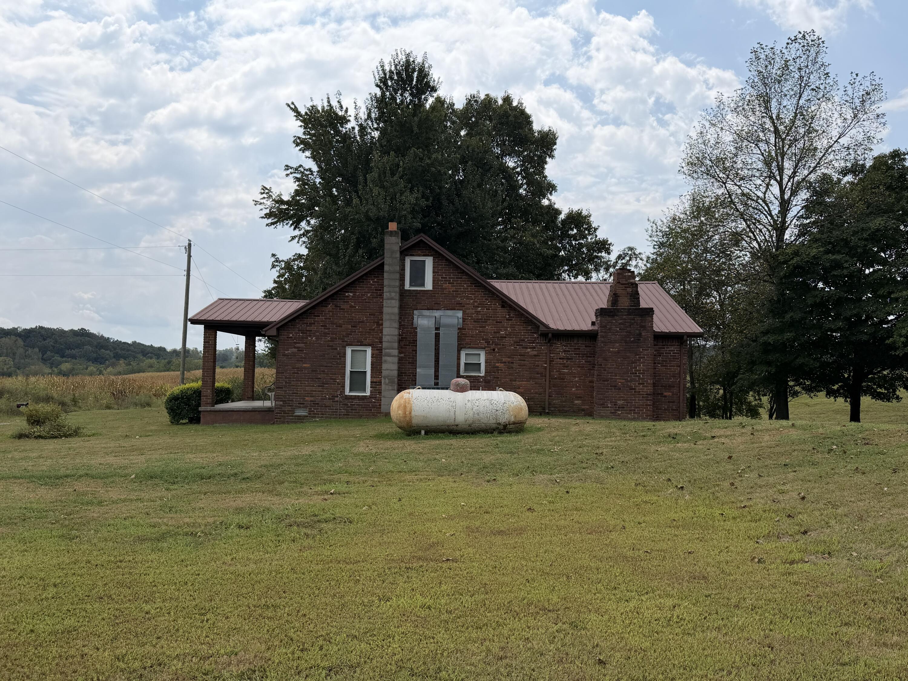 1050 Old Madisonville Road Property Photo 14