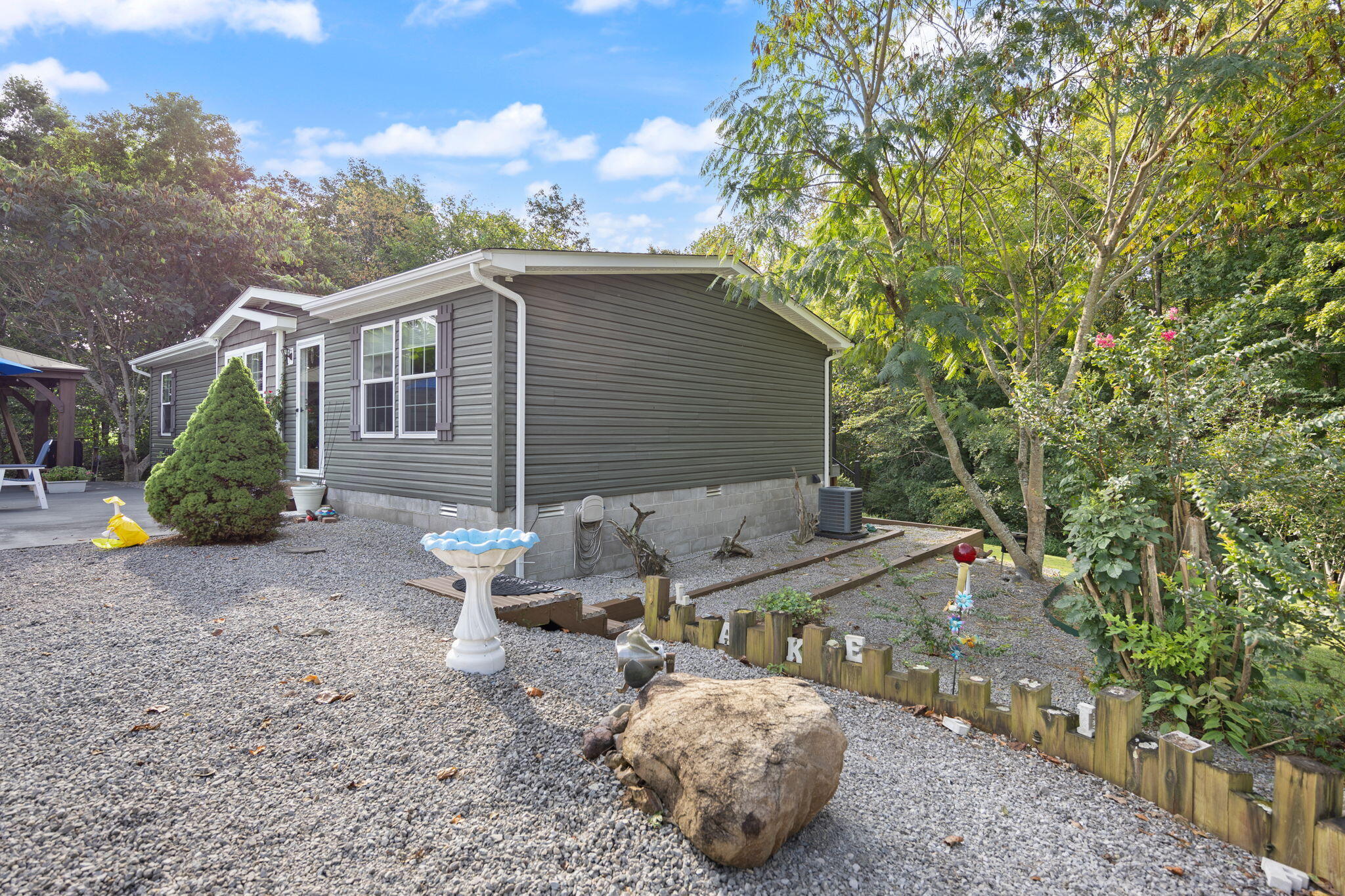 90 Little Lisa Lane Property Photo 44
