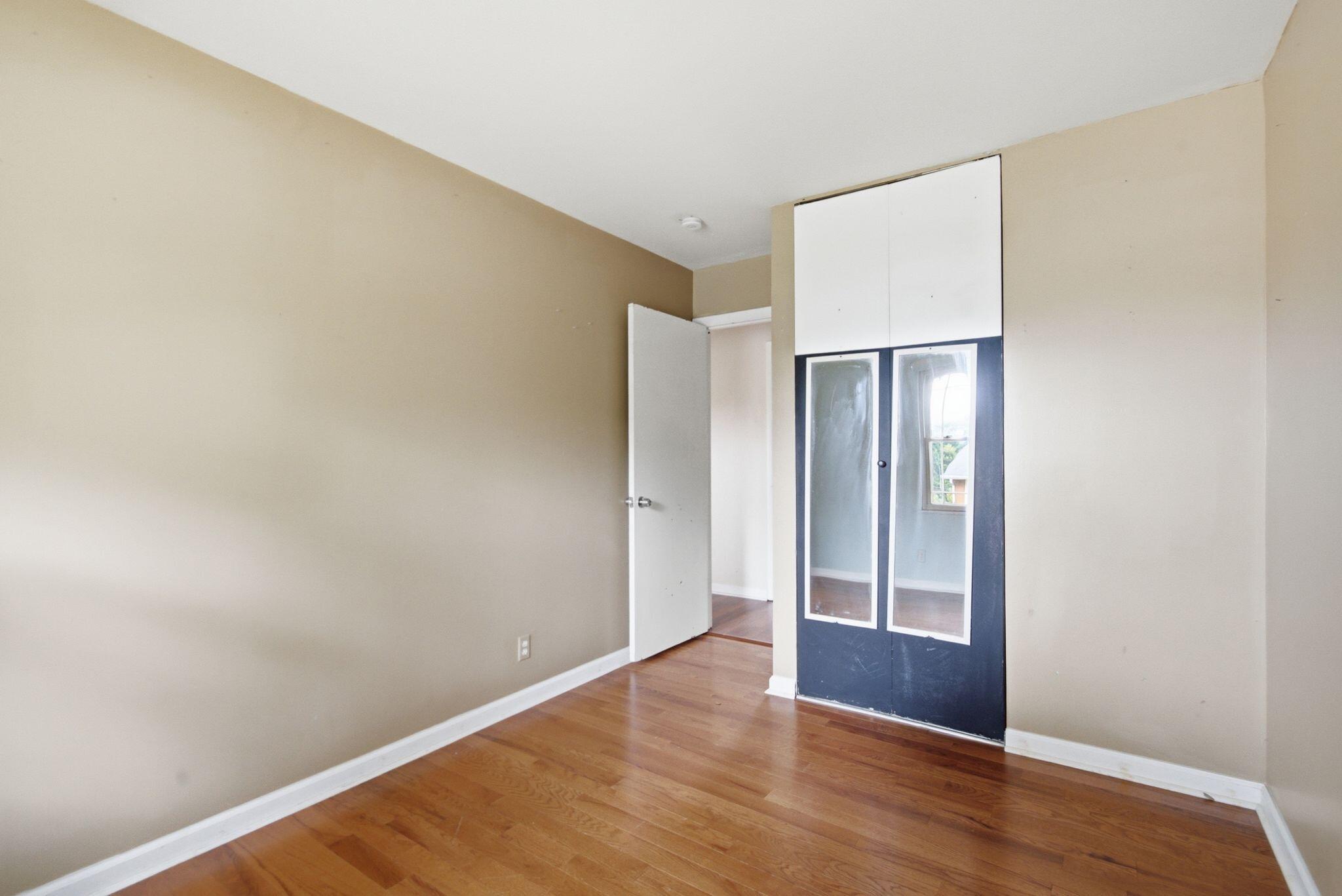 2430 Seine Road Property Photo 12