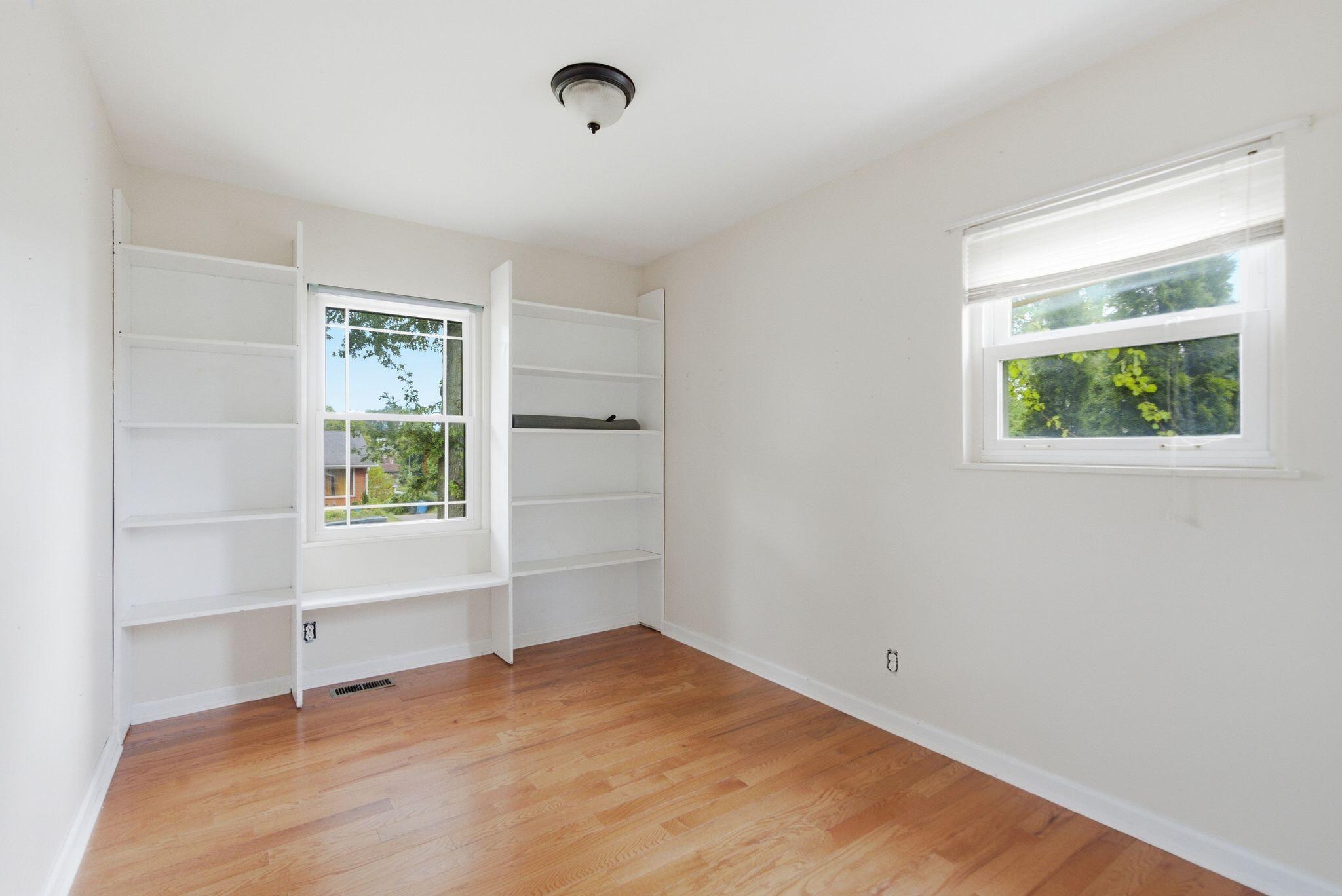 2430 Seine Road Property Photo 15