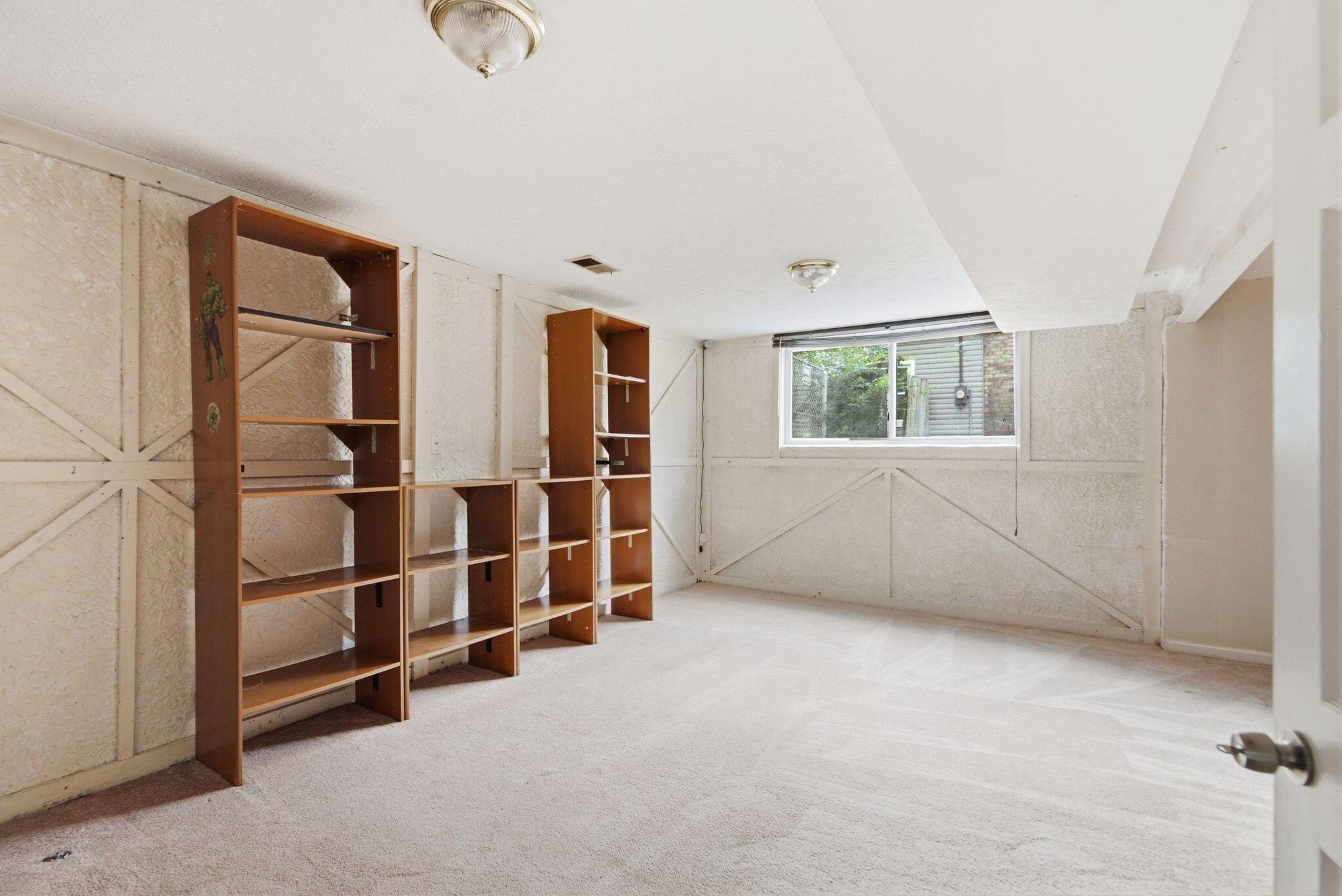 2430 Seine Road Property Photo 17
