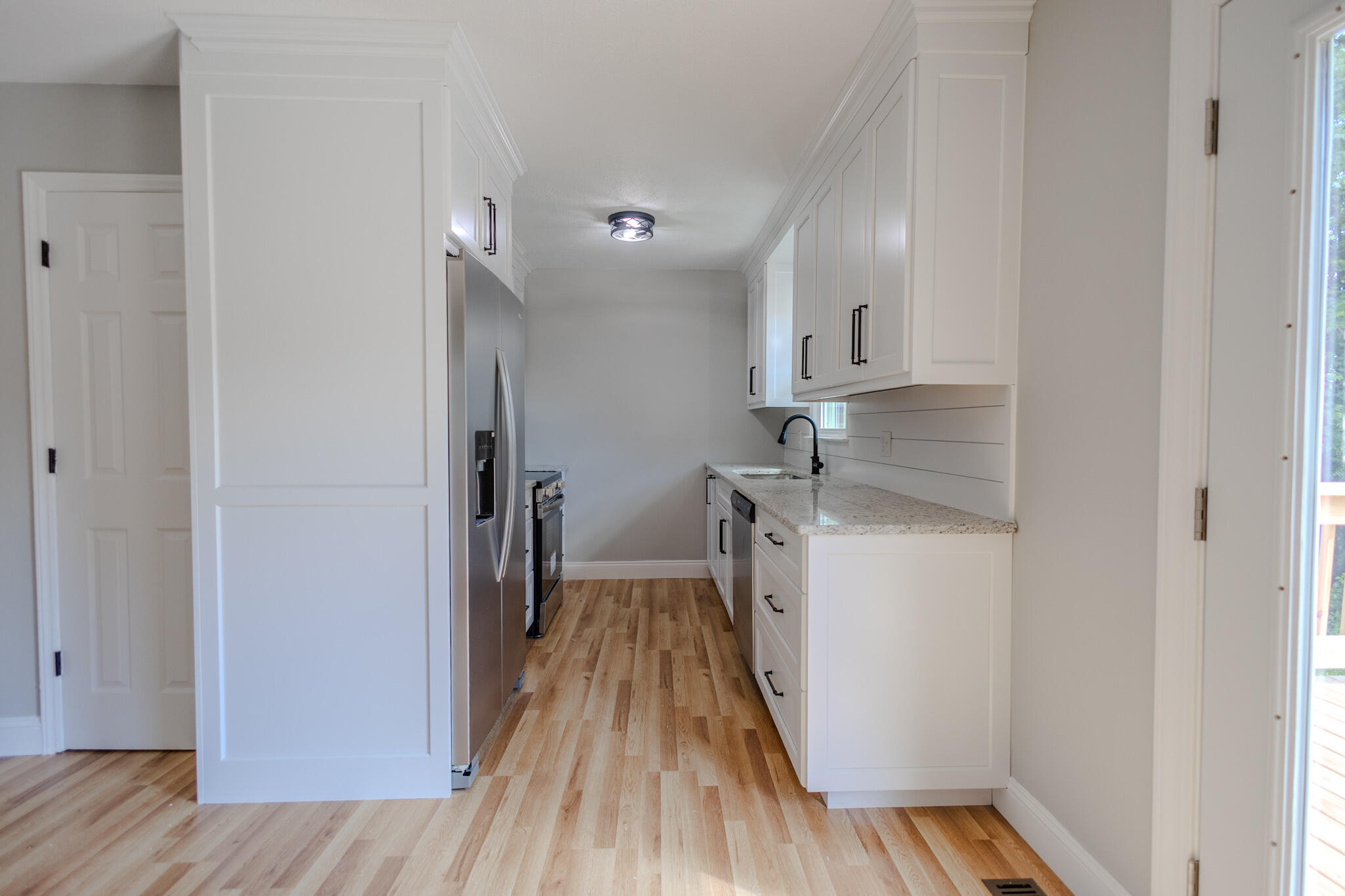 105 Maple Street Property Photo 8