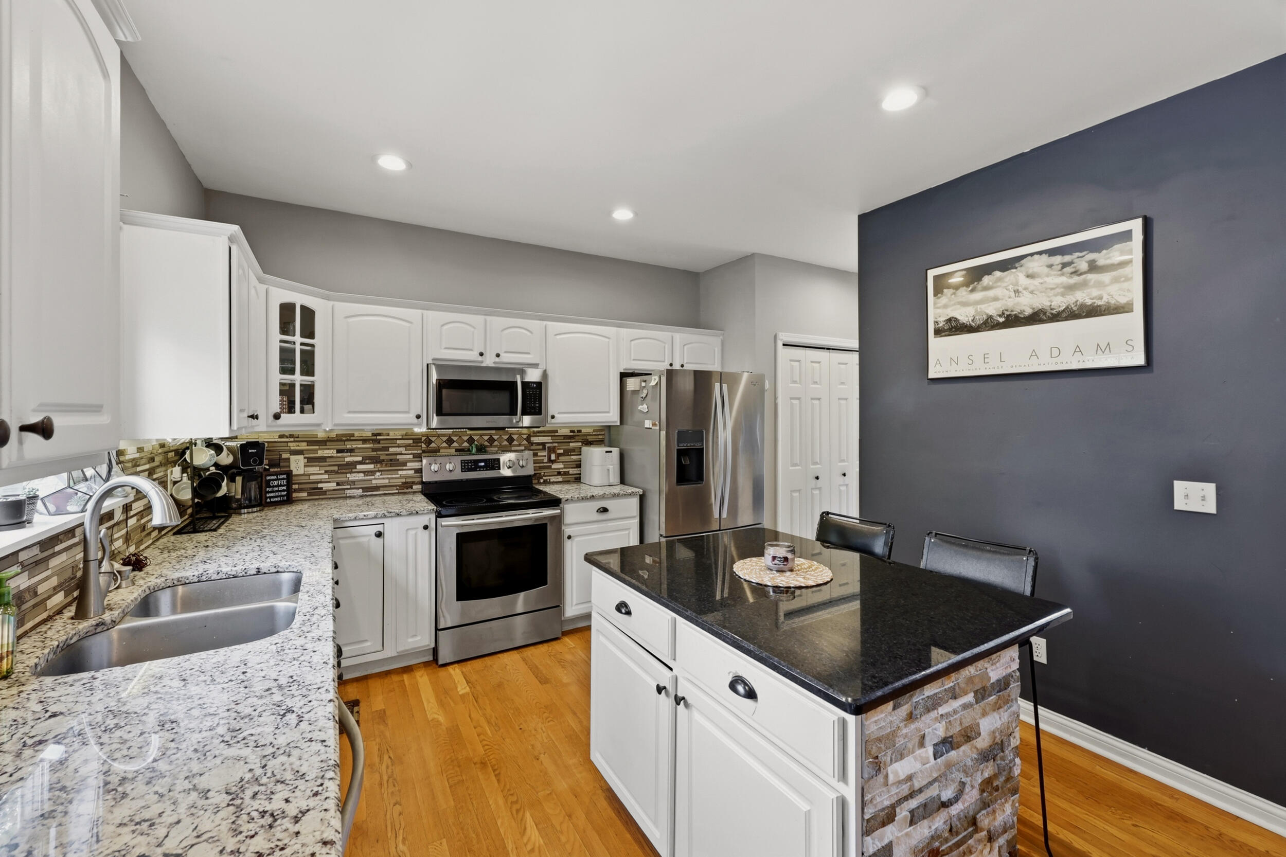 631 Brookgreen Lane Property Photo 8