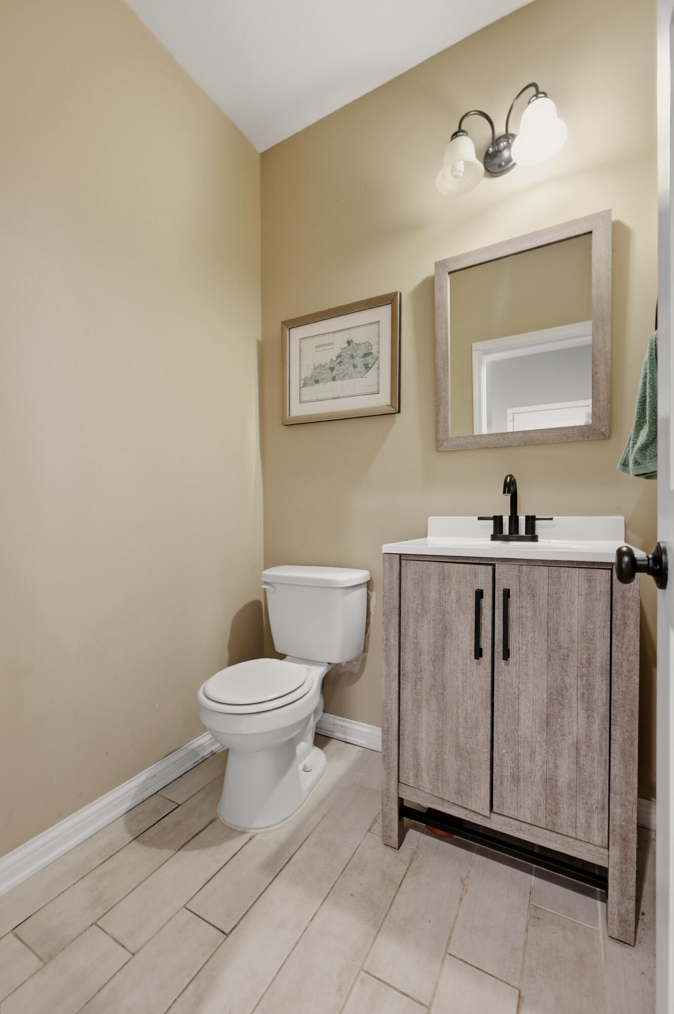 631 Brookgreen Lane Property Photo 16