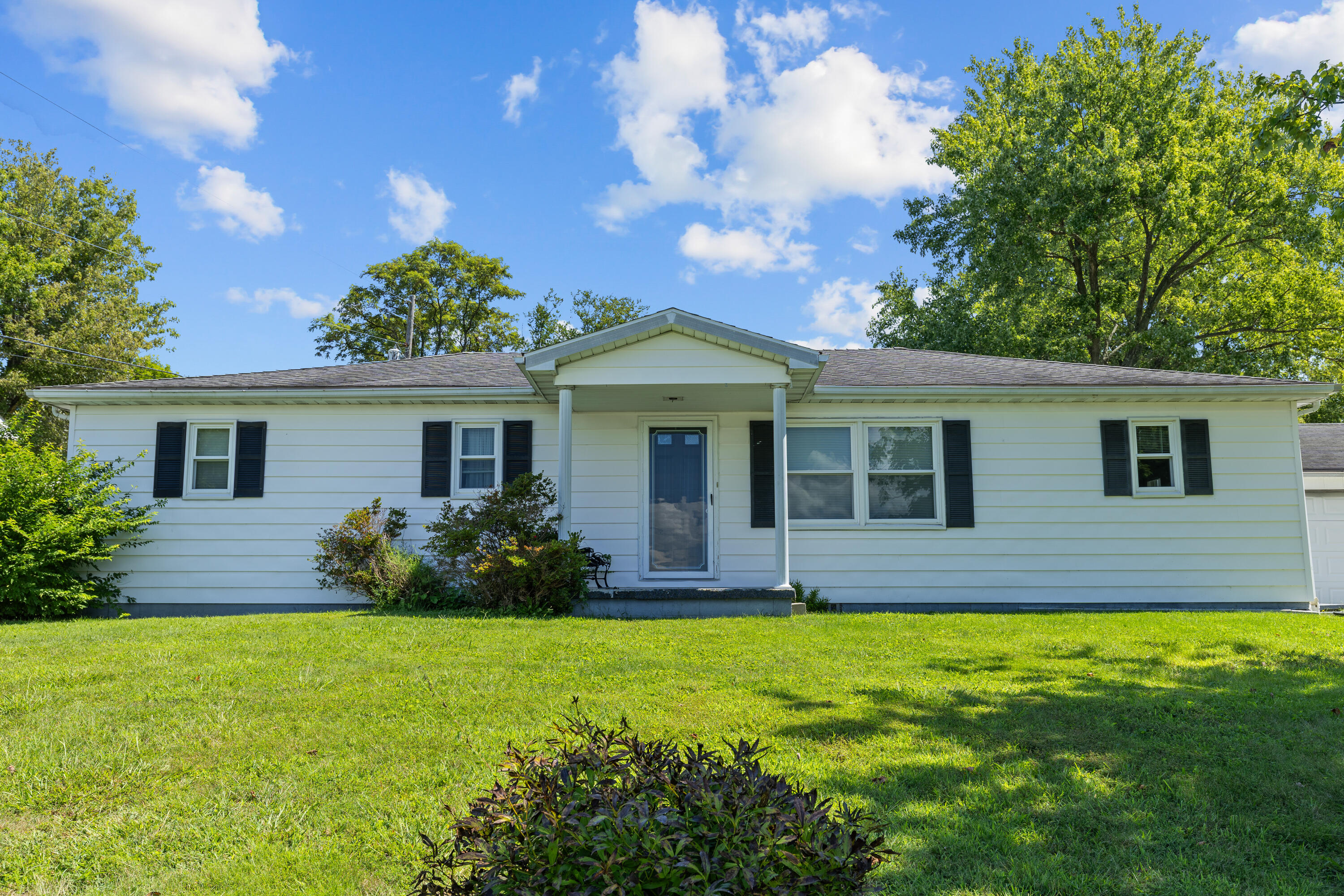 8020 Bridgeport Road Property Photo 3