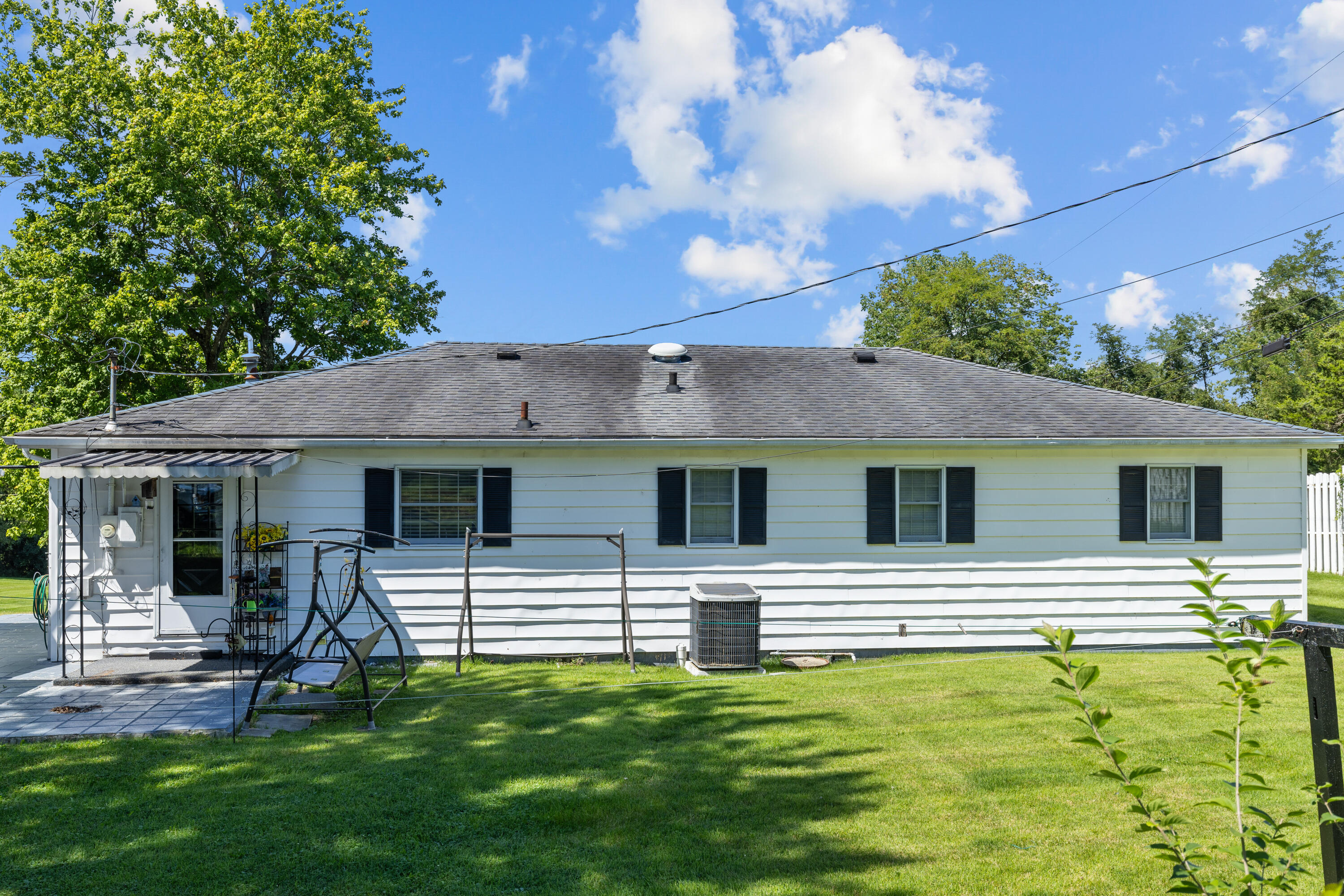 8020 Bridgeport Road Property Photo 8