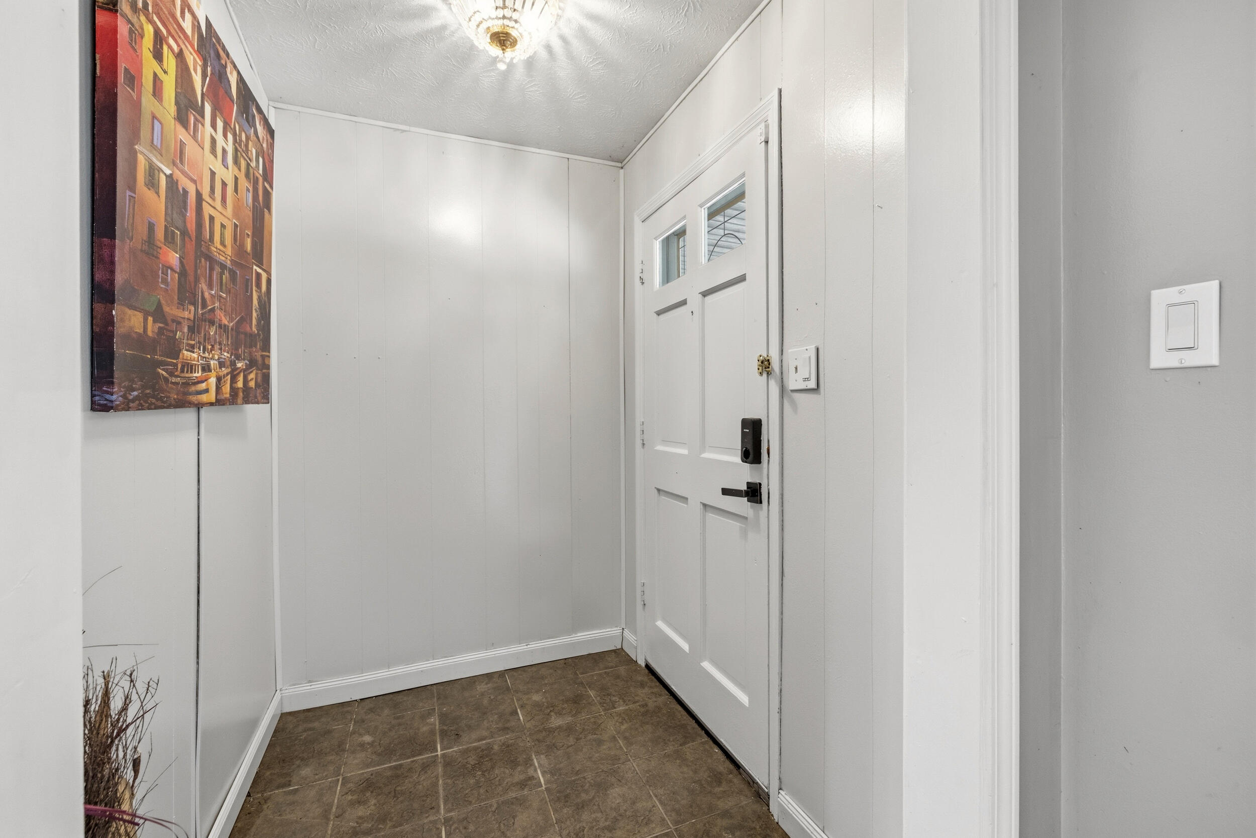 1577 Fairview Road Property Photo 3