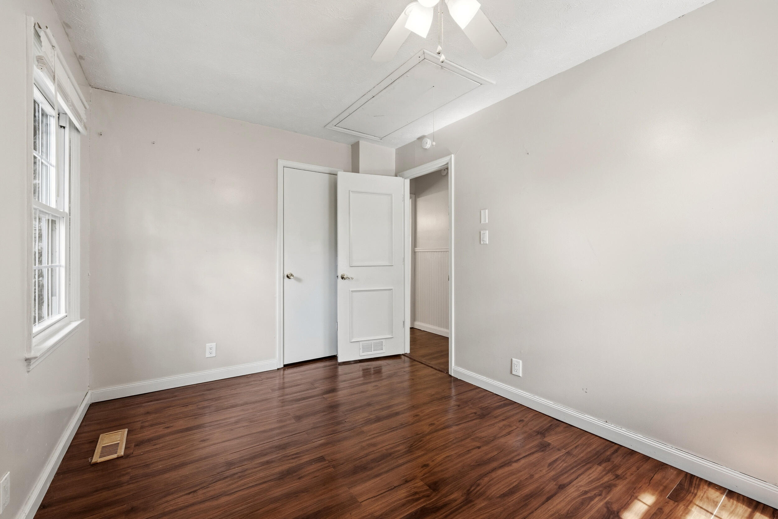 1577 Fairview Road Property Photo 16