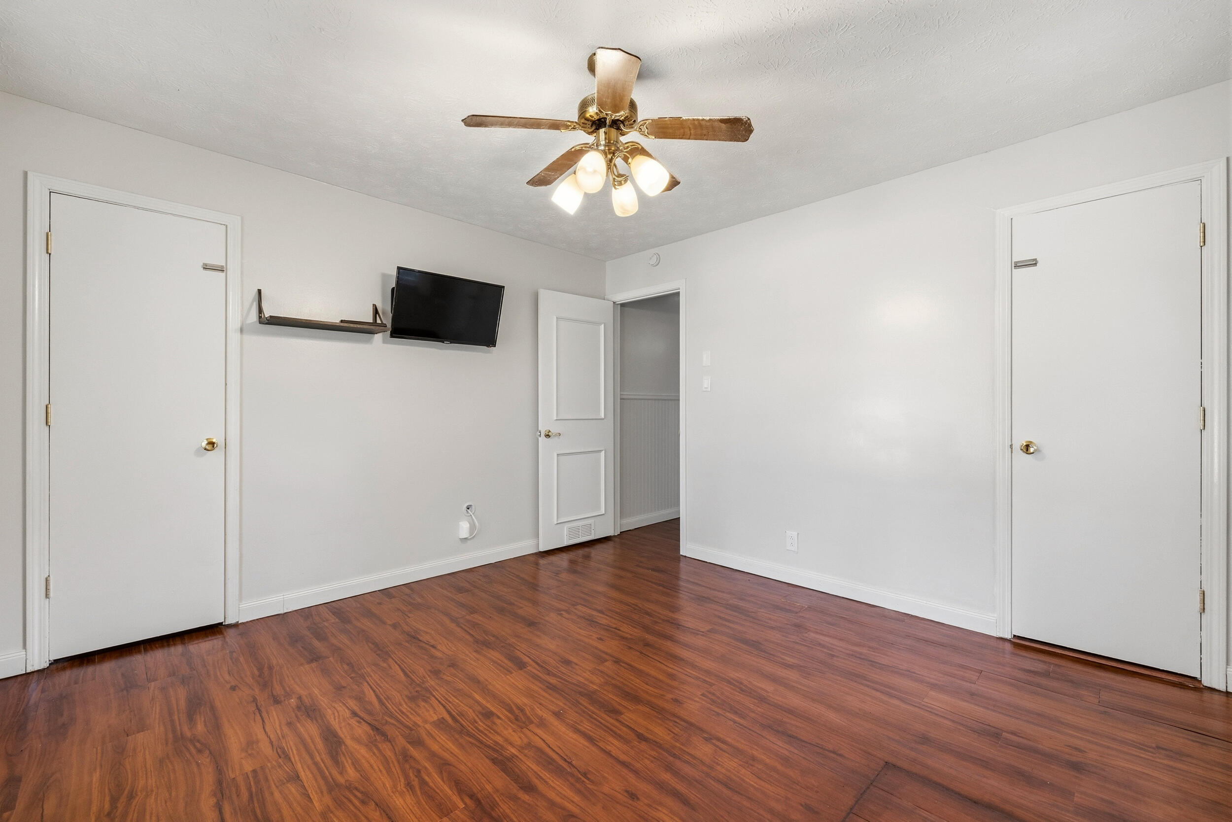 1577 Fairview Road Property Photo 18