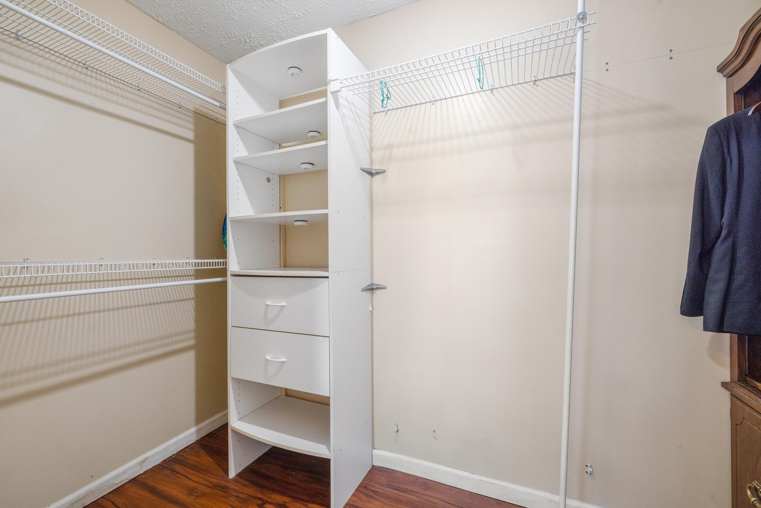 1577 Fairview Road Property Photo 22