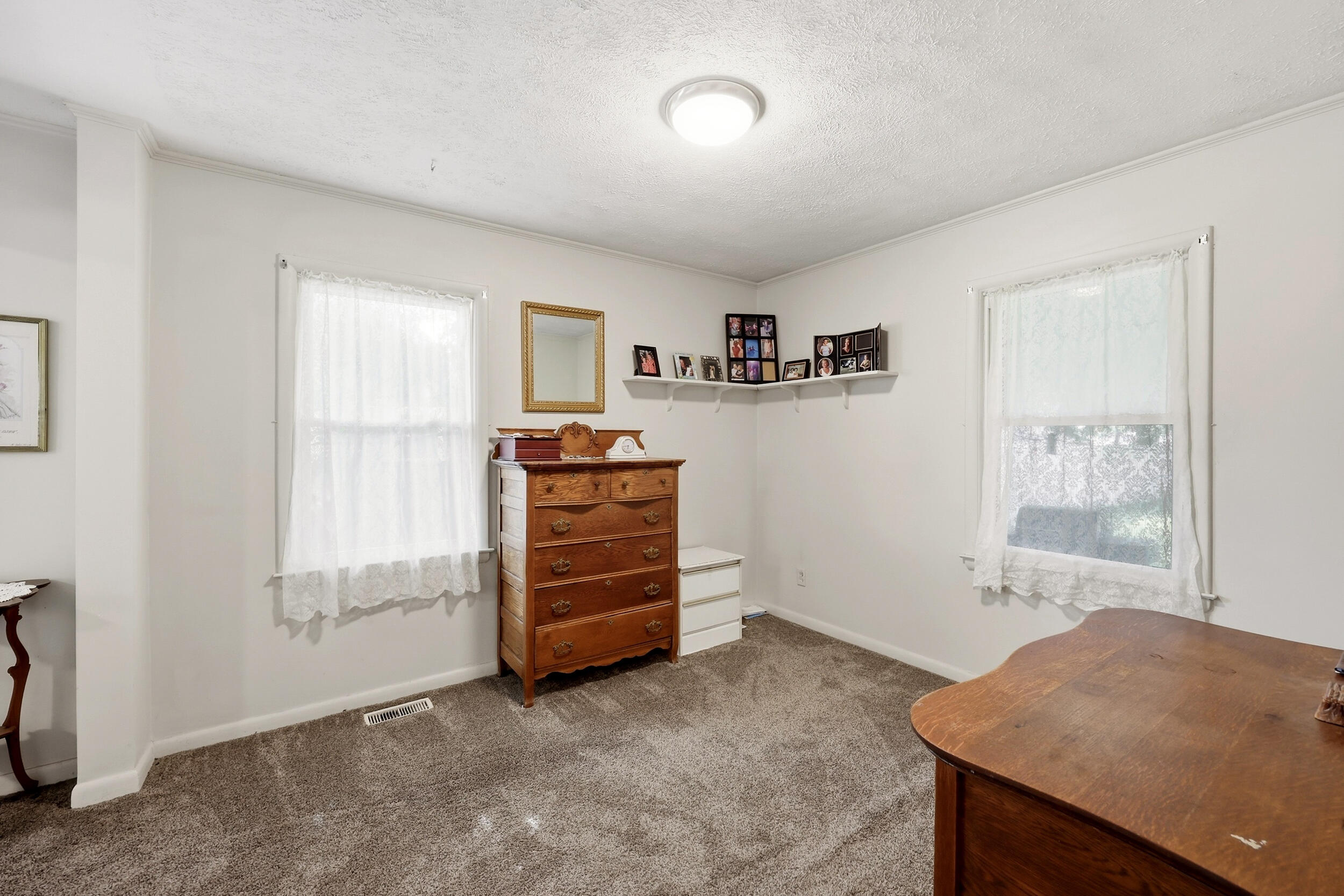 564 Saint Anthony Drive Property Photo 17